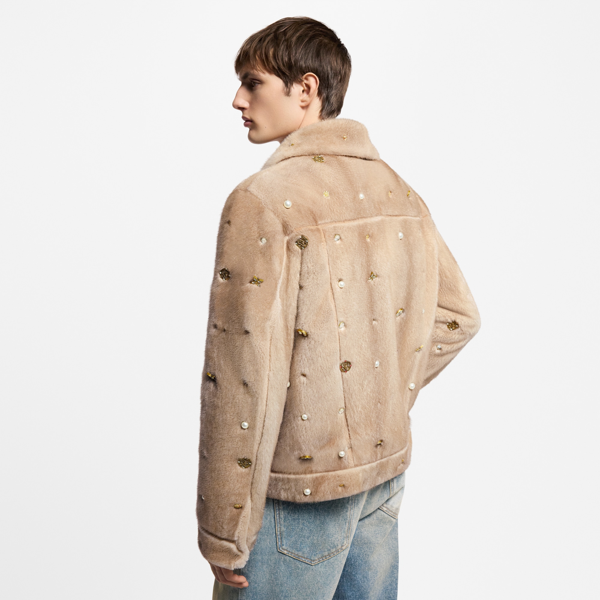  Ready-to-Wear Coats and Outerwear Made To Order Embellished Mink Trucker Jacket | Louis Vuitton ® (Product zoom)