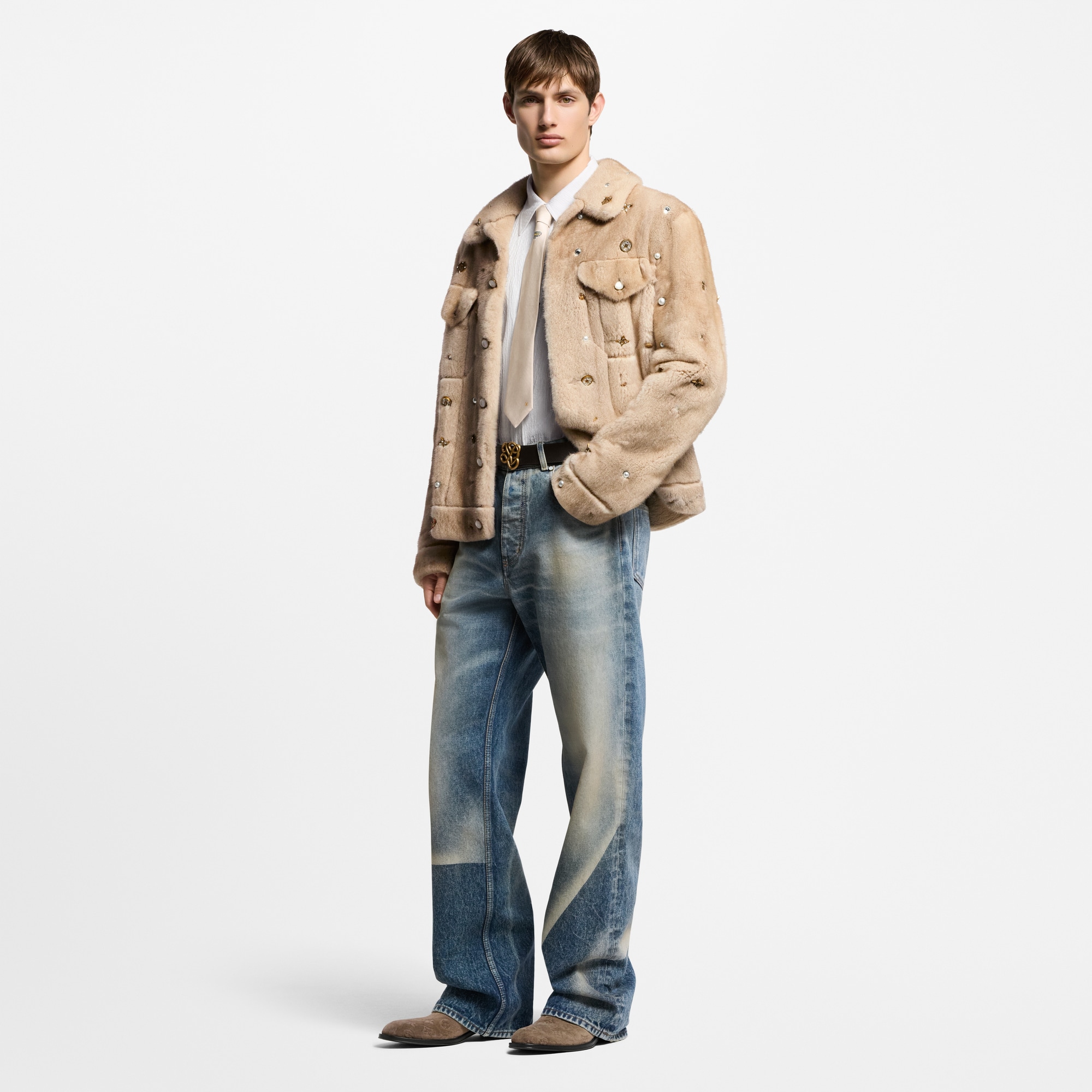  Ready-to-Wear Coats and Outerwear Made To Order Embellished Mink Trucker Jacket | Louis Vuitton ® (Product zoom)