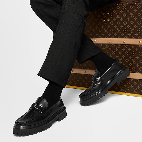 Shoes Loafers and Moccasins Major Loafer | Louis Vuitton ® (Product zoom)