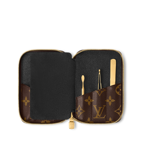 S00 Sport and Games } Manicure Kit | Louis Vuitton ® (Product zoom)