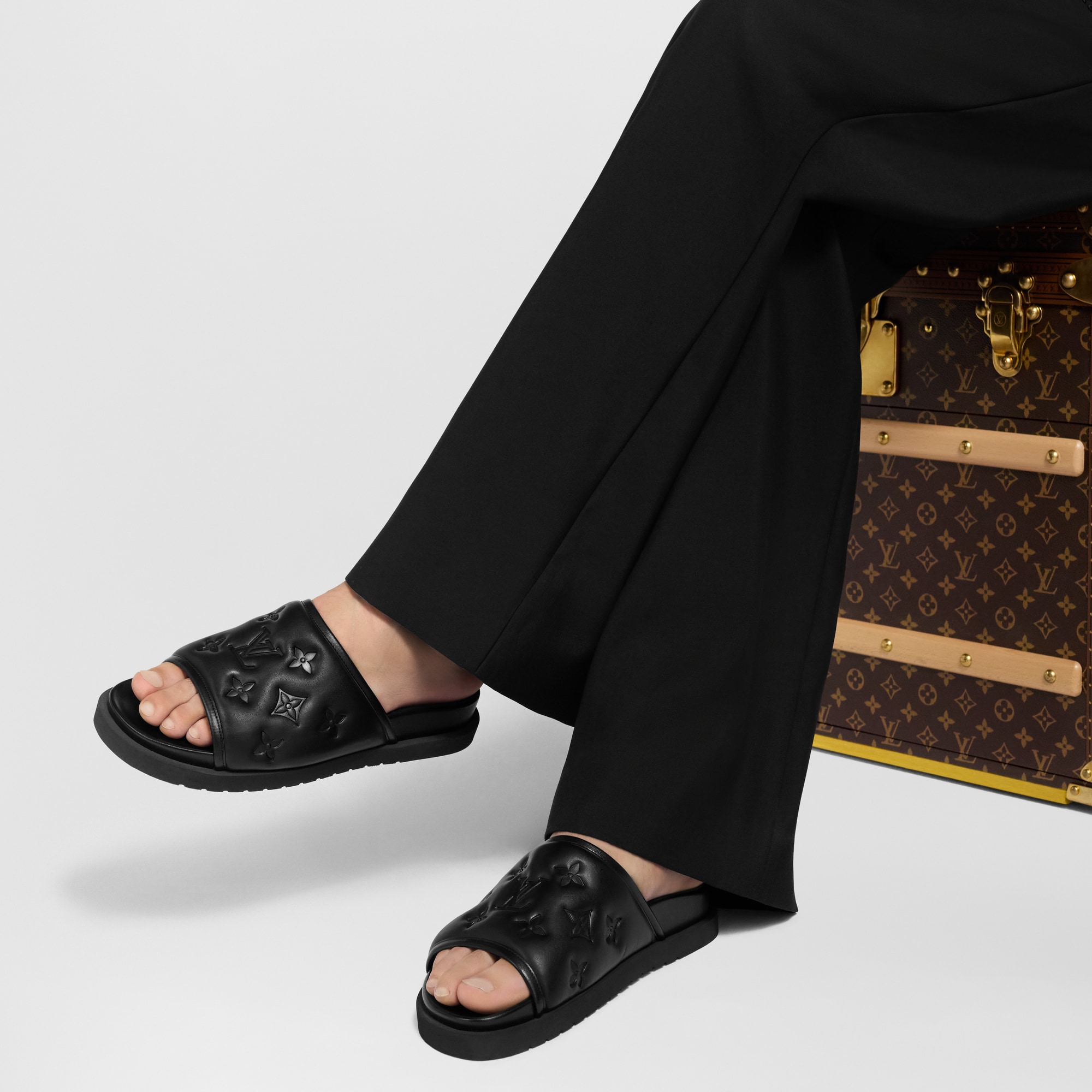  Shoes Sandals Miami Mule | Louis Vuitton ® (Product zoom)