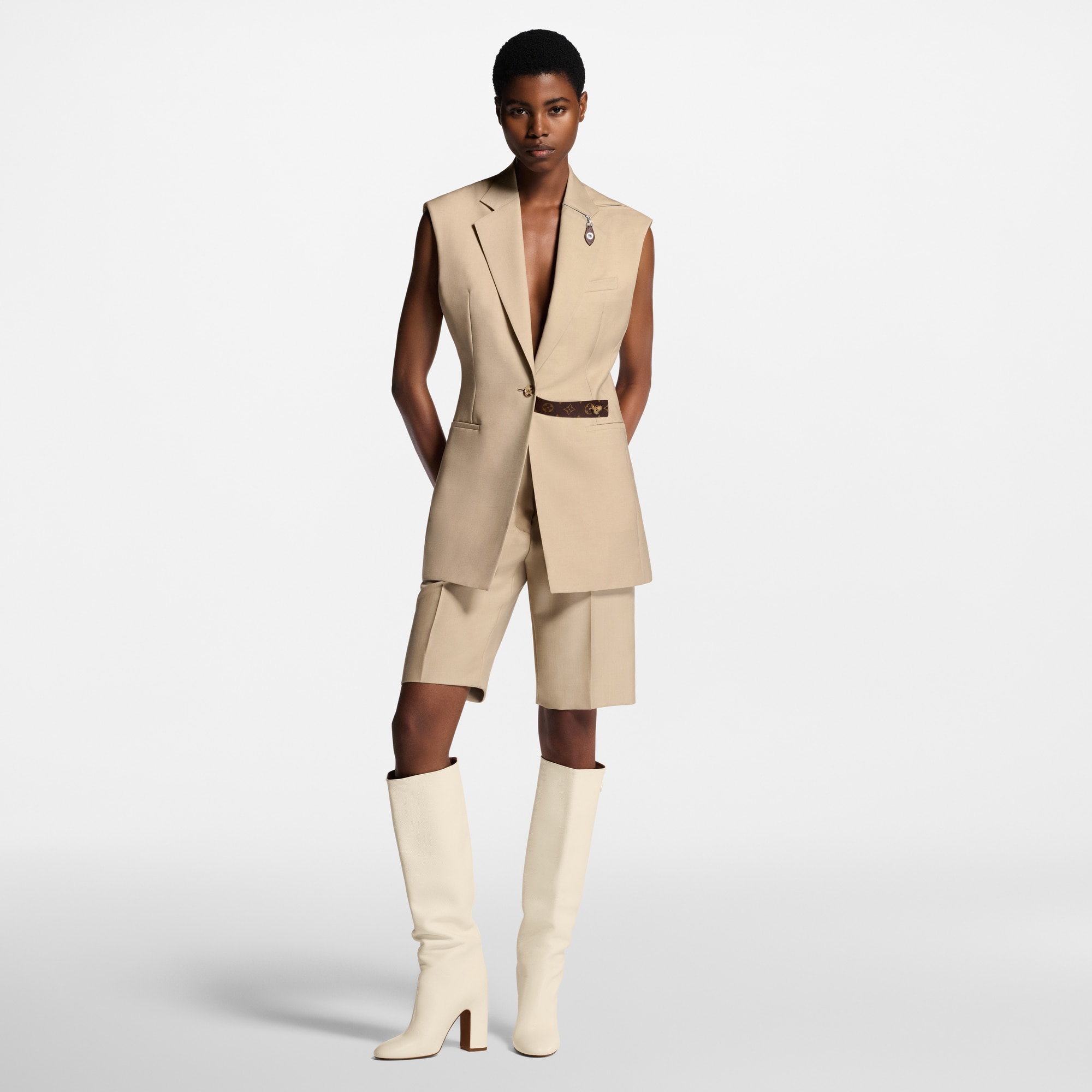  Ready-to-Wear Coats and Jackets Monogram Accent Sleeveless Blazer | Louis Vuitton ® (Product zoom)