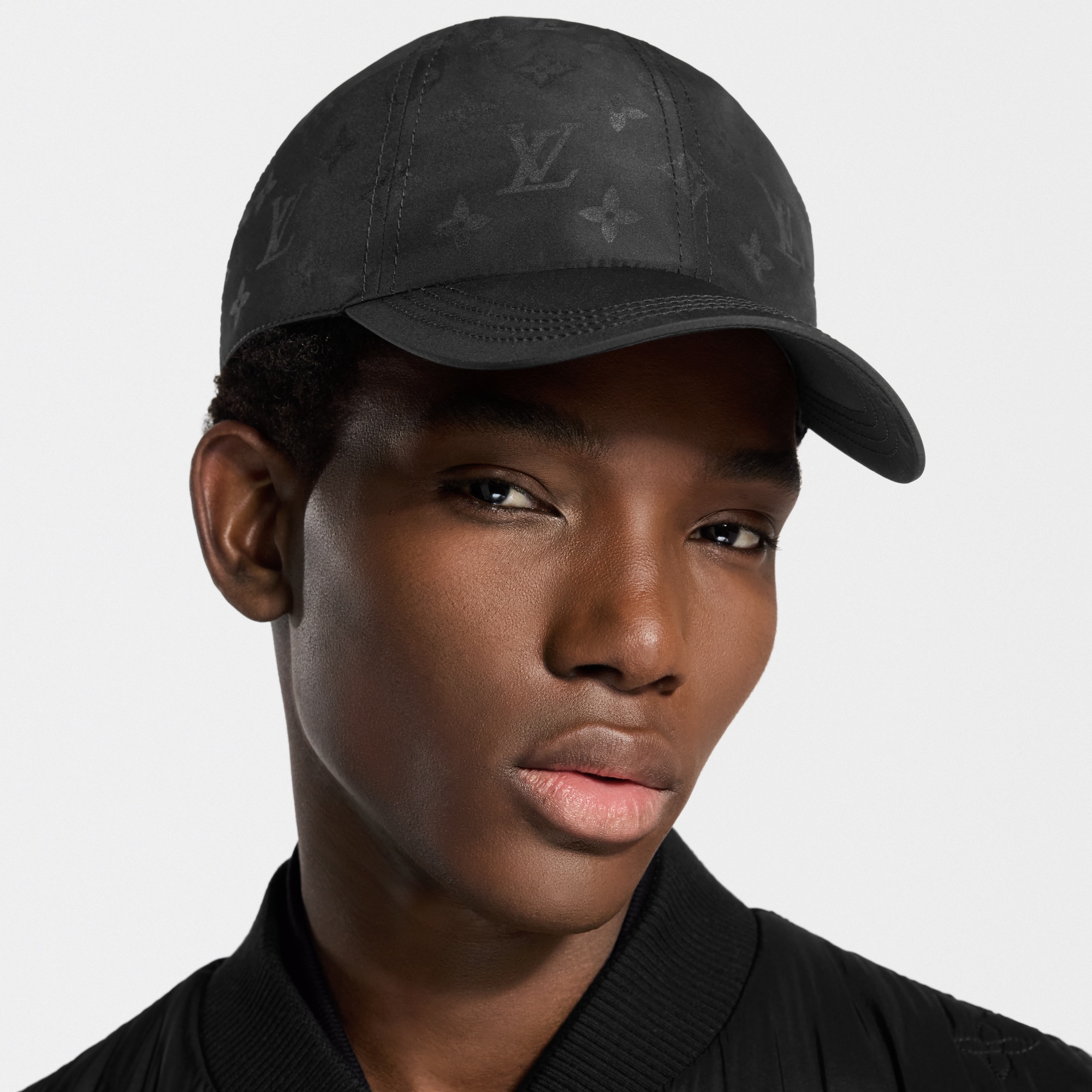 Monogram Blast Cap S00 - Men - Accessories | LOUIS VUITTON ® display picture 3