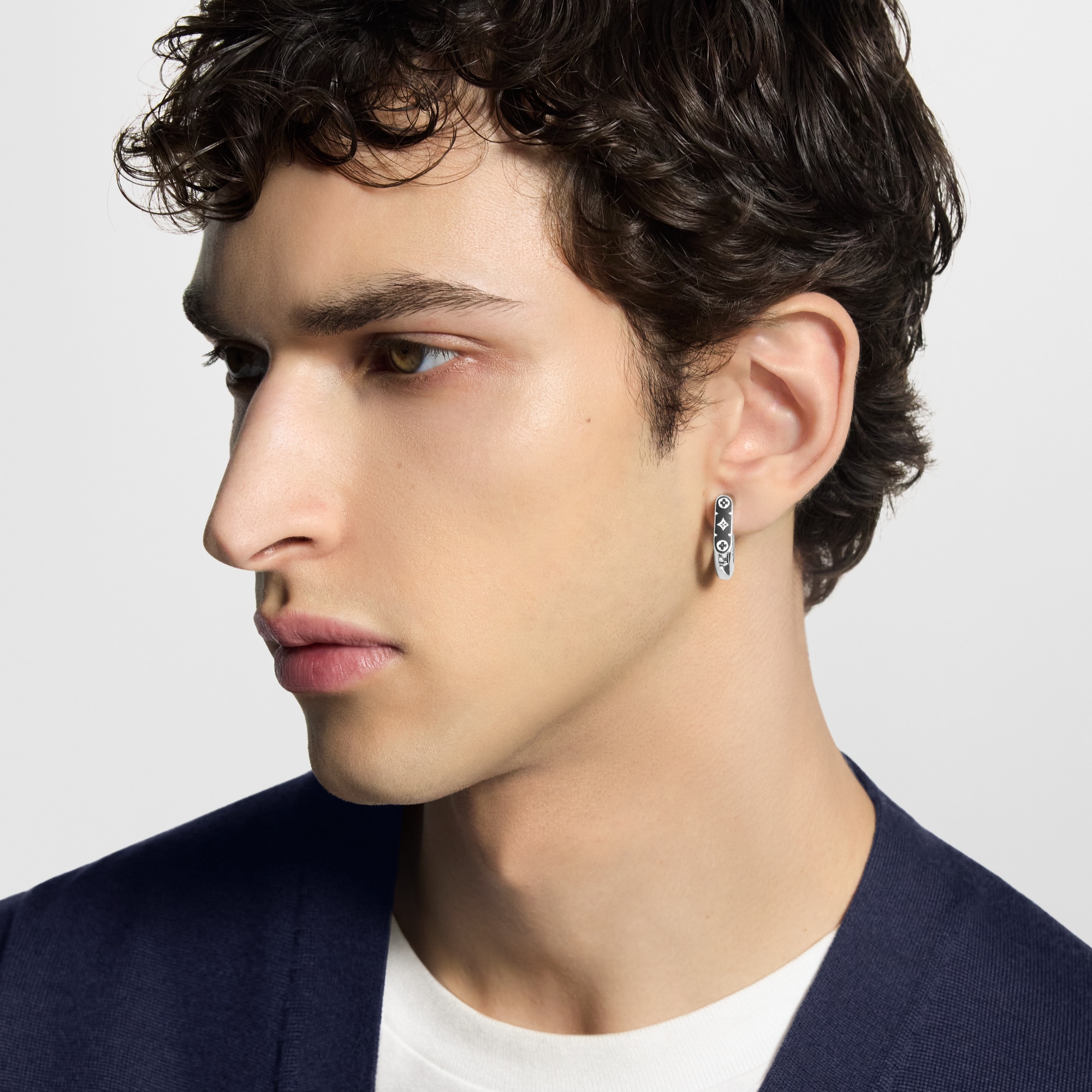 S00 Fashion Jewelry Earrings Monogram Chain Hoop Earring | Louis Vuitton ® (Product zoom)