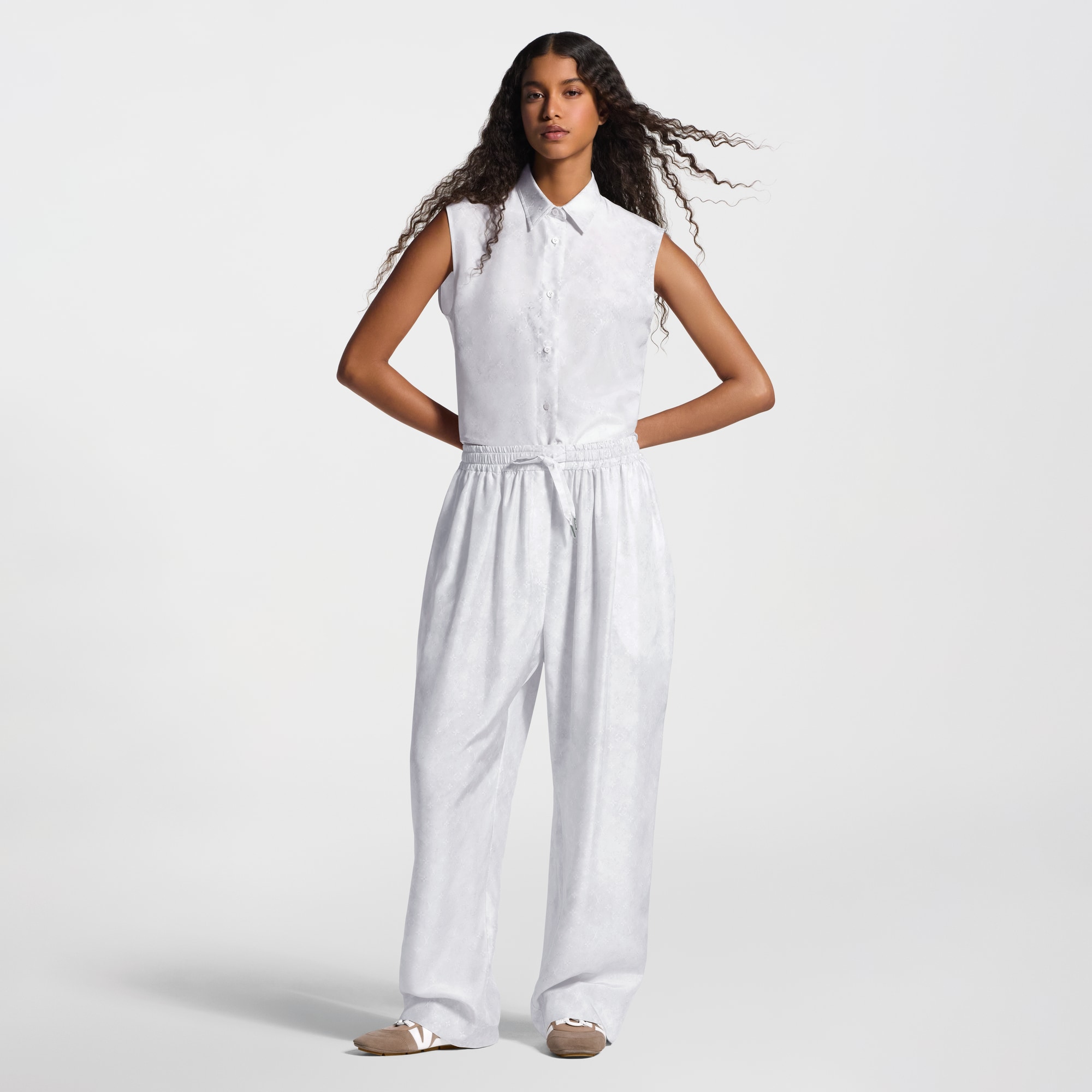 Monogram Cloud Sleeveless Shirt - Women - Ready-to-Wear | LOUIS 