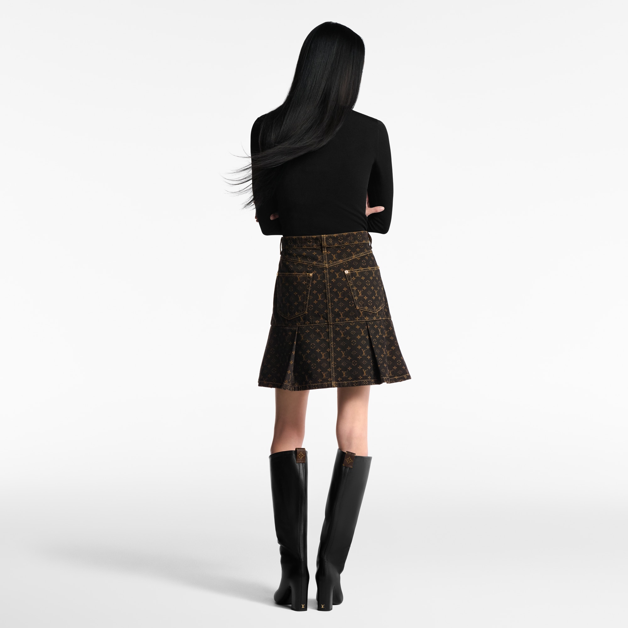  Ready-to-Wear Skirts and Shorts Monogram Denim Pleat Skirt | Louis Vuitton ® (Product zoom)