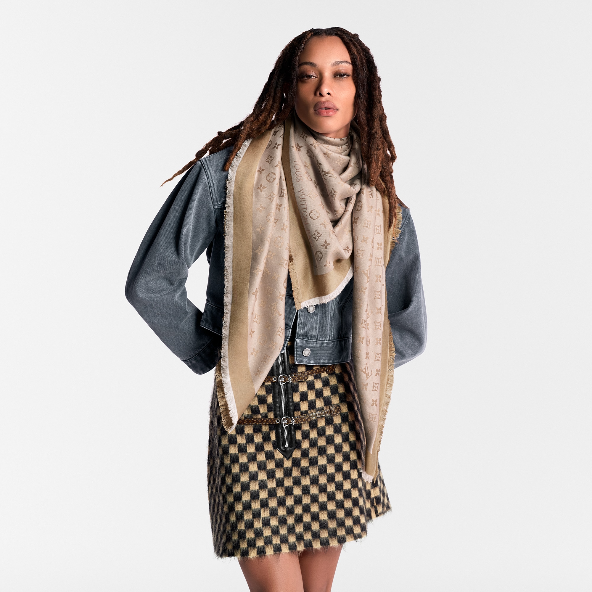 S00 Accessories Shawls and Stoles Monogram Denim Shawl | Louis Vuitton ® (Product zoom)
