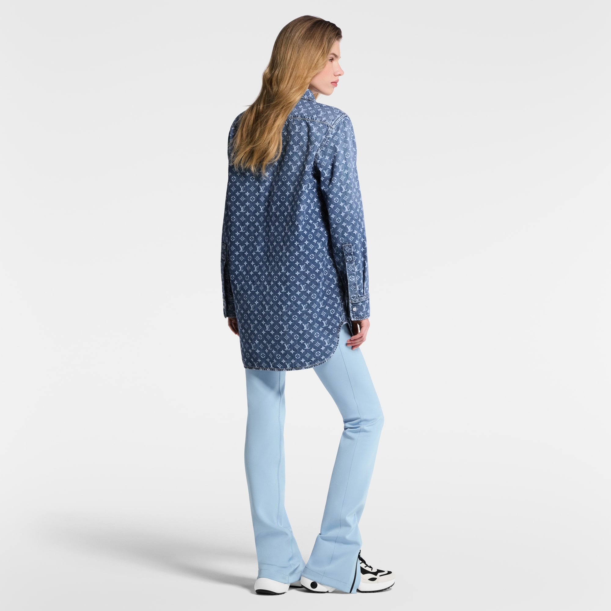  Ready-to-Wear Tops Monogram Denim Shirt | Louis Vuitton ® (Product zoom)