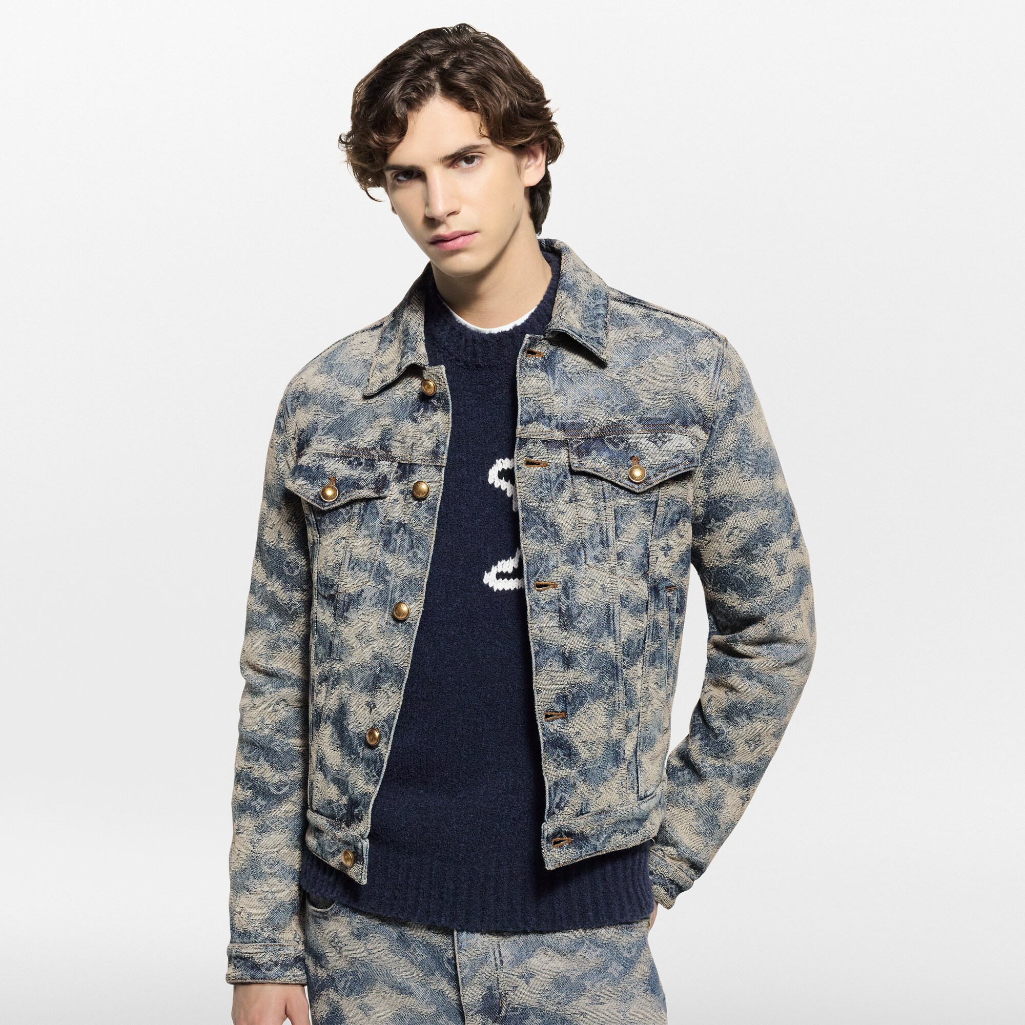  Ready-to-Wear Coats and Outerwear Monogram Denim Trucker Jacket | Louis Vuitton ® (Product zoom)