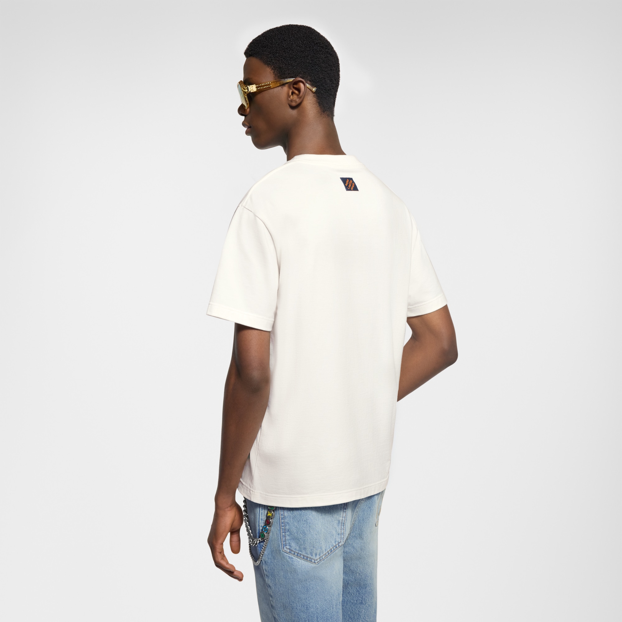  Ready-to-Wear T-Shirts and Polos Monogram Flower 3D Gradient Print T-Shirt | Louis Vuitton ® (Product zoom)