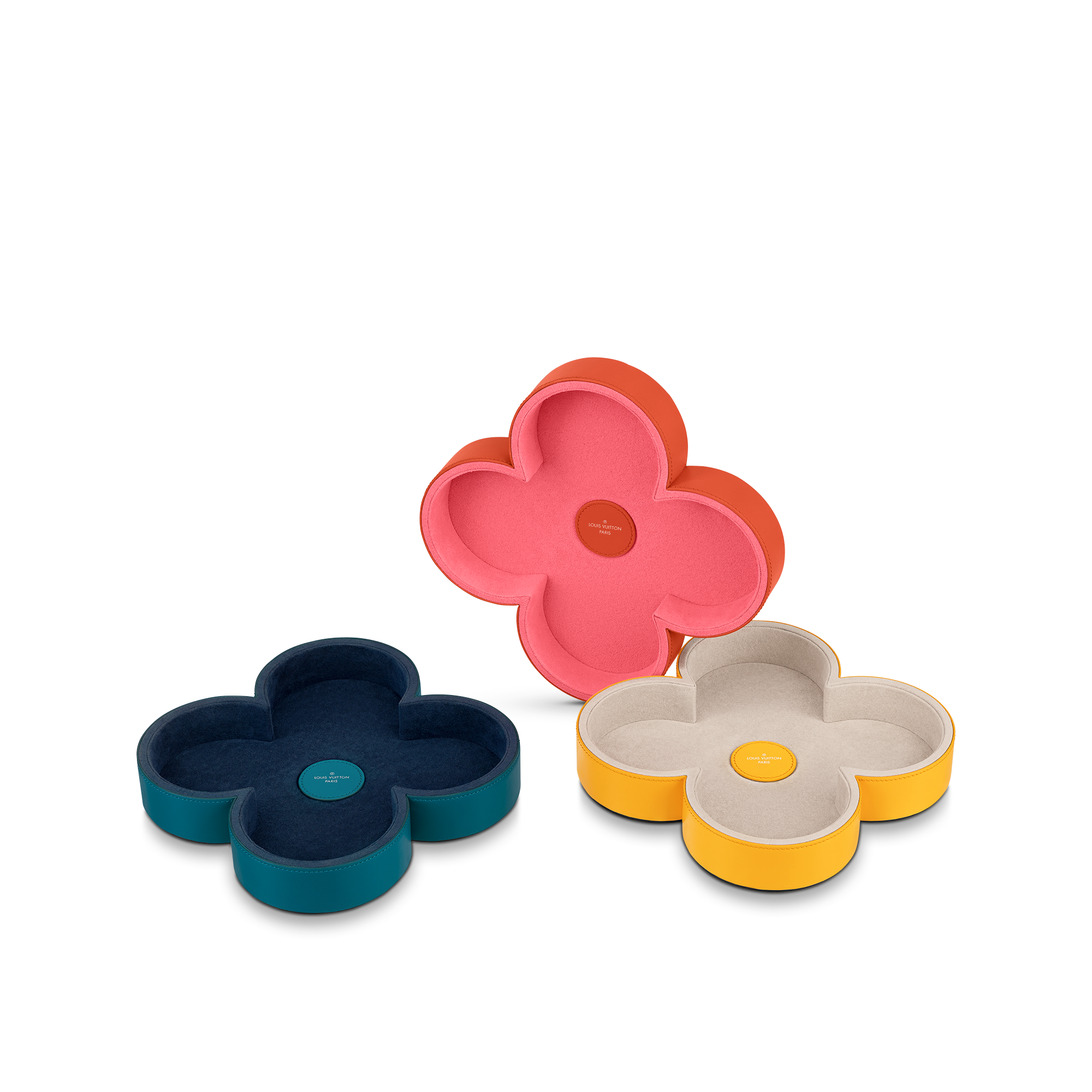 S00 Highlights Art of Living Campaign Monogram Flower Trinket Bowl | Louis Vuitton ® (Product zoom)