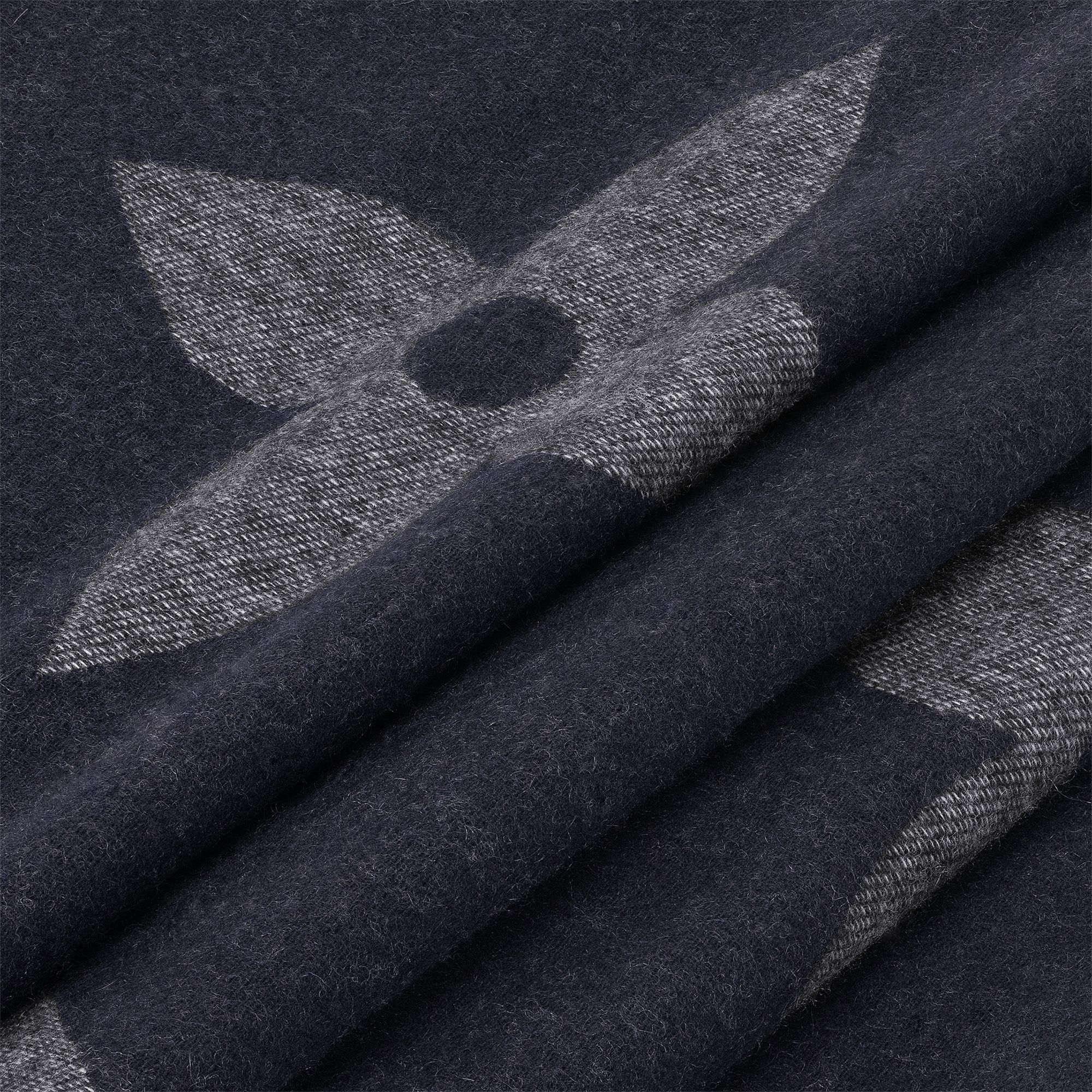 S00 Accessories New This Season Monogram Giant Scarf | Louis Vuitton ® (Product zoom)