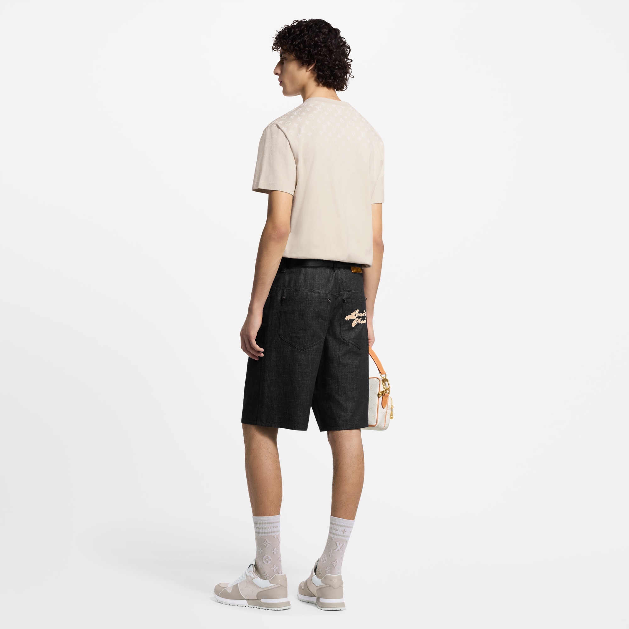  Ready-to-Wear T-Shirts and Polos Monogram Gradient T-Shirt | Louis Vuitton ® (Product zoom)