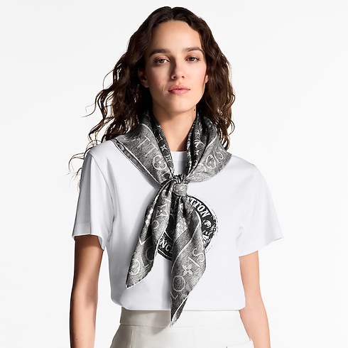 S00 Accessories Silk Squares and Bandeaus Monogram Infinity Denim Square 90 | Louis Vuitton ® (Product zoom)