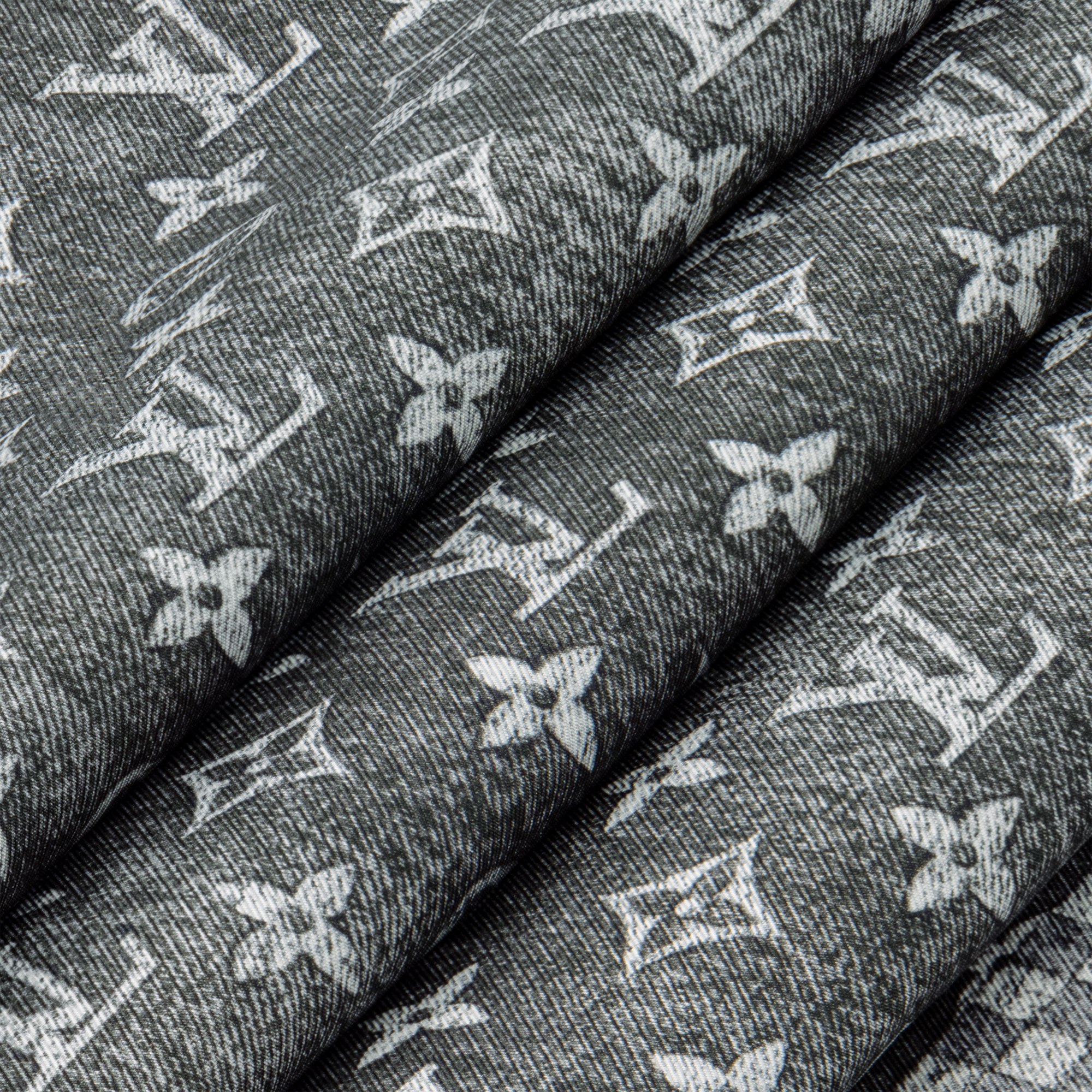 S00 Accessories Silk Squares and Bandeaus  Monogram Infinity Denim Square 90 | Louis Vuitton ® (Product zoom)