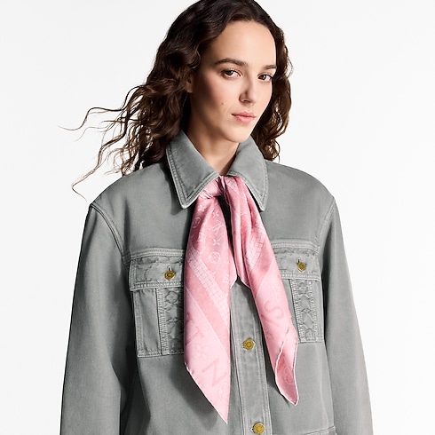 S00 Accessories Silk Squares and Bandeaus Monogram Infinity Denim Square 90 | Louis Vuitton ® (Product zoom)