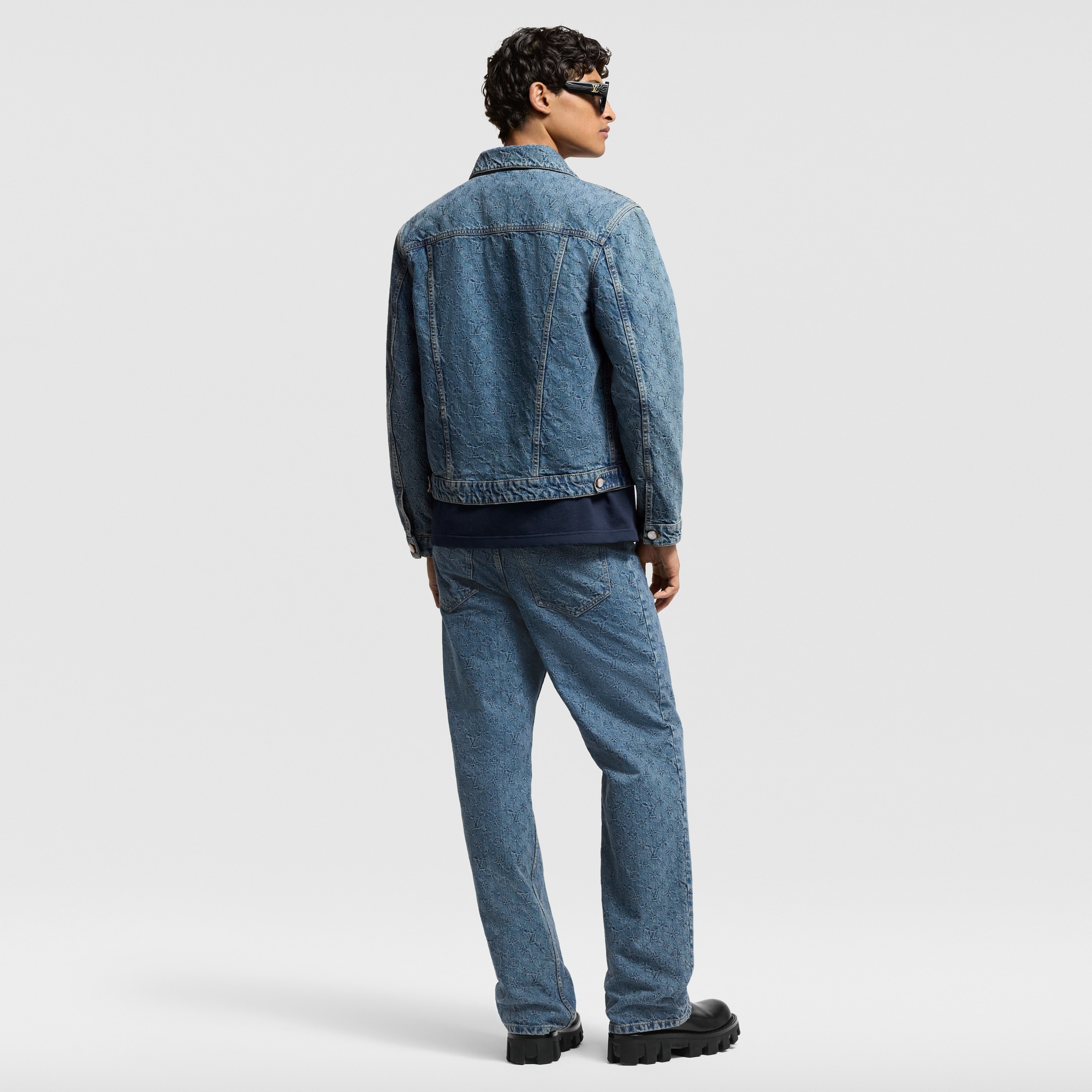  Ready-to-Wear Coats and Outerwear Monogram Jacquard Denim Jacket | Louis Vuitton ® (Product zoom)