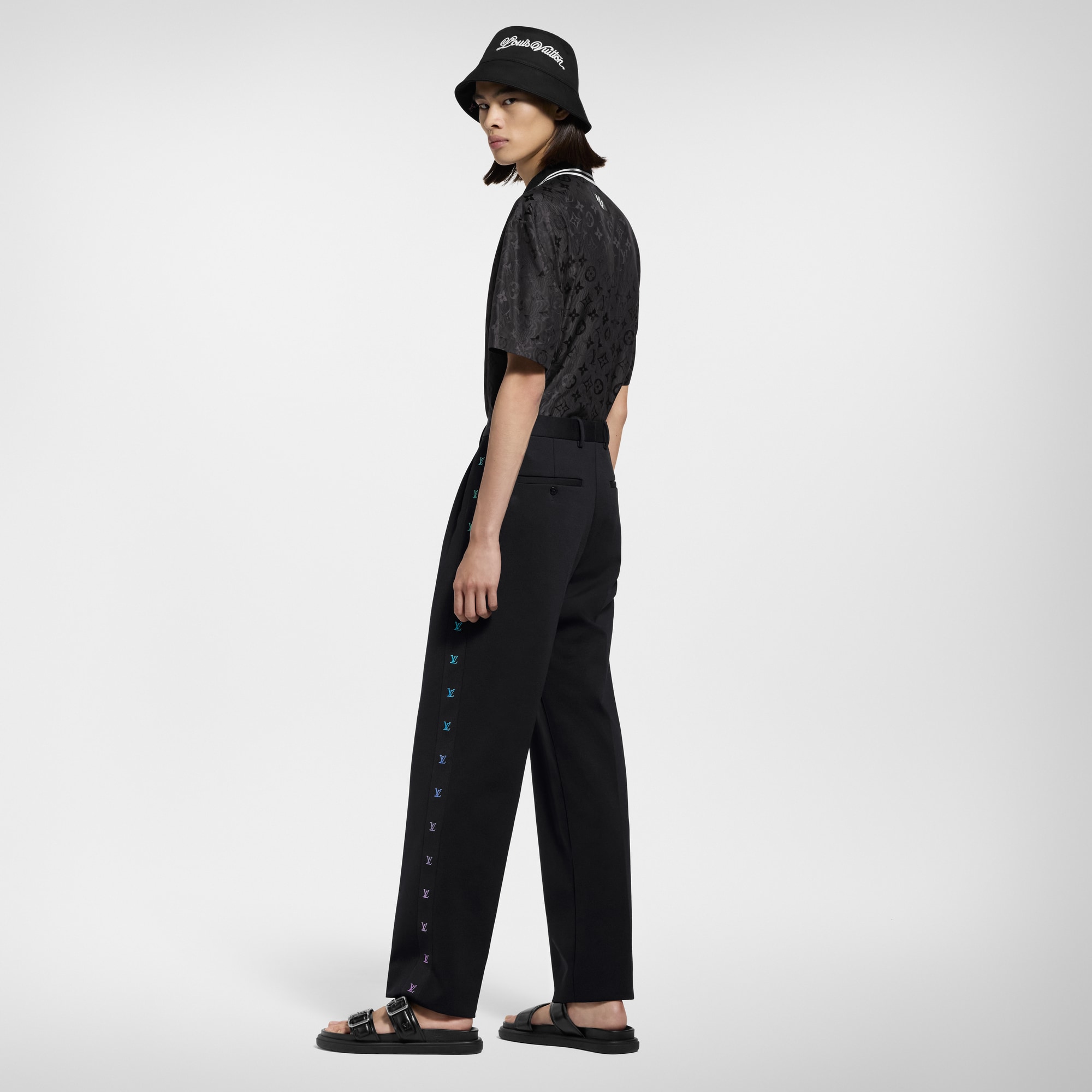  Ready-to-Wear Shirts Monogram Moire Jacquard Short-Sleeved Silk Shirt | Louis Vuitton ® (Product zoom)