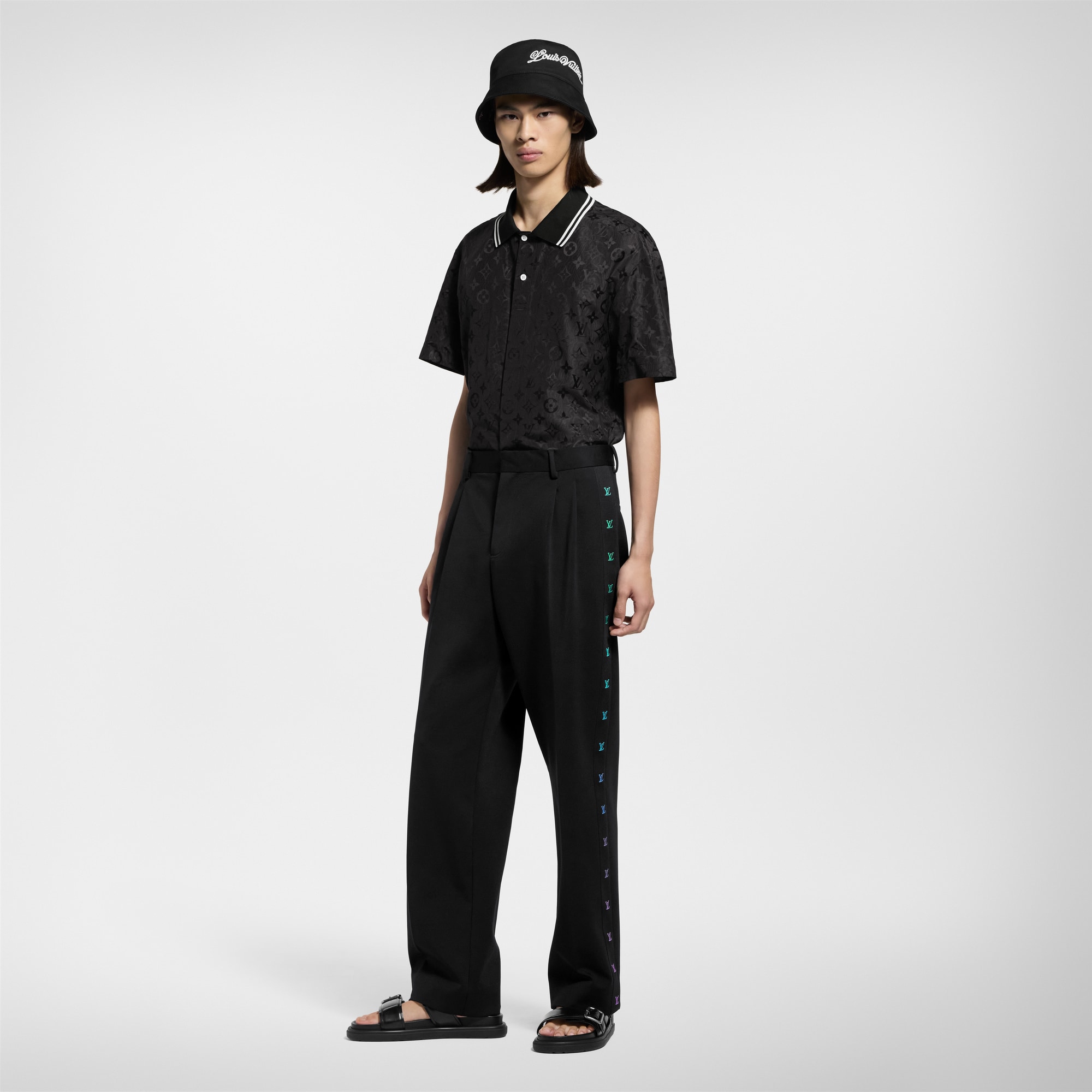  Ready-to-Wear Shirts Monogram Moire Jacquard Short-Sleeved Silk Shirt | Louis Vuitton ® (Product zoom)