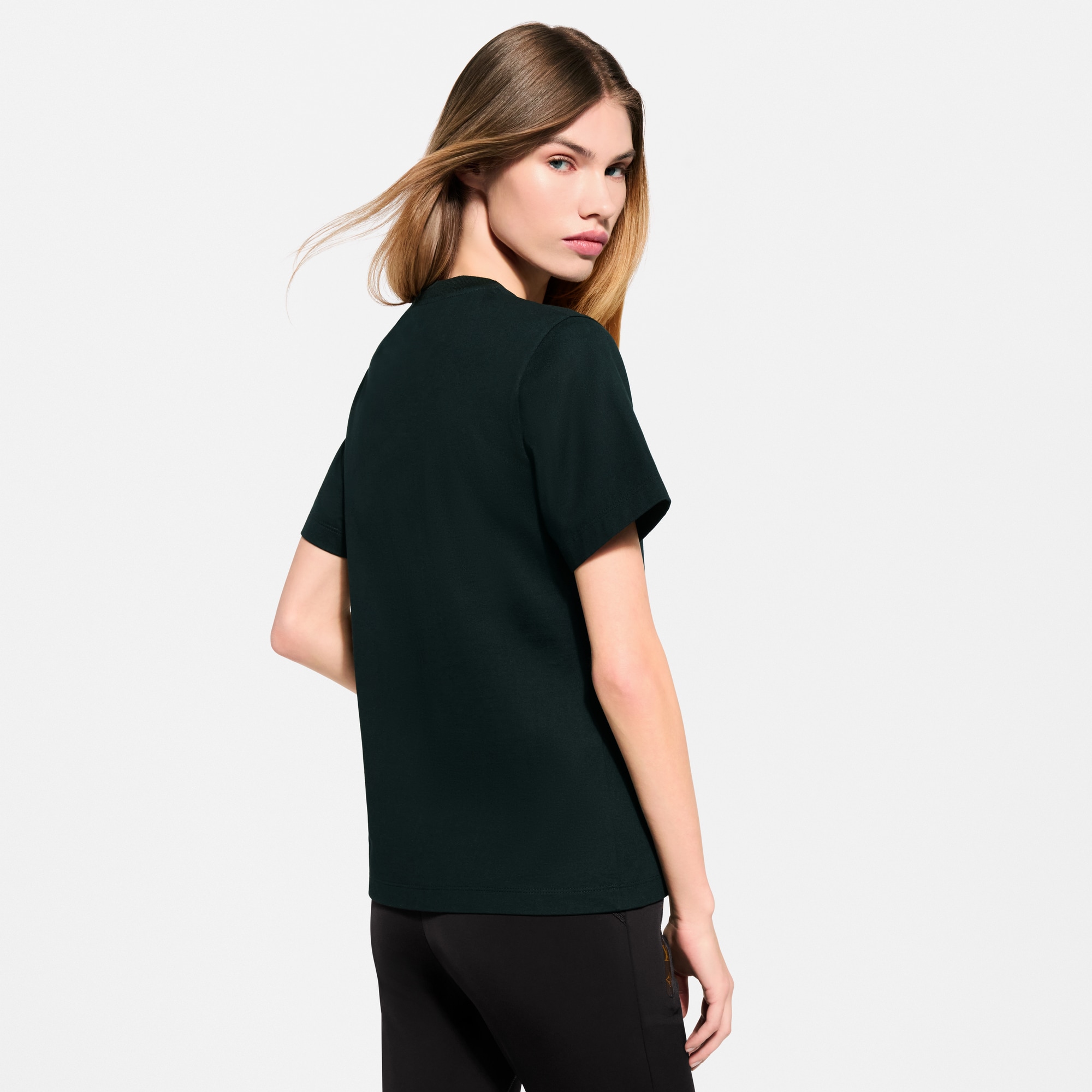Monogram Pocket T-shirt - Women - Ready-to-Wear | LOUIS VUITTON ®