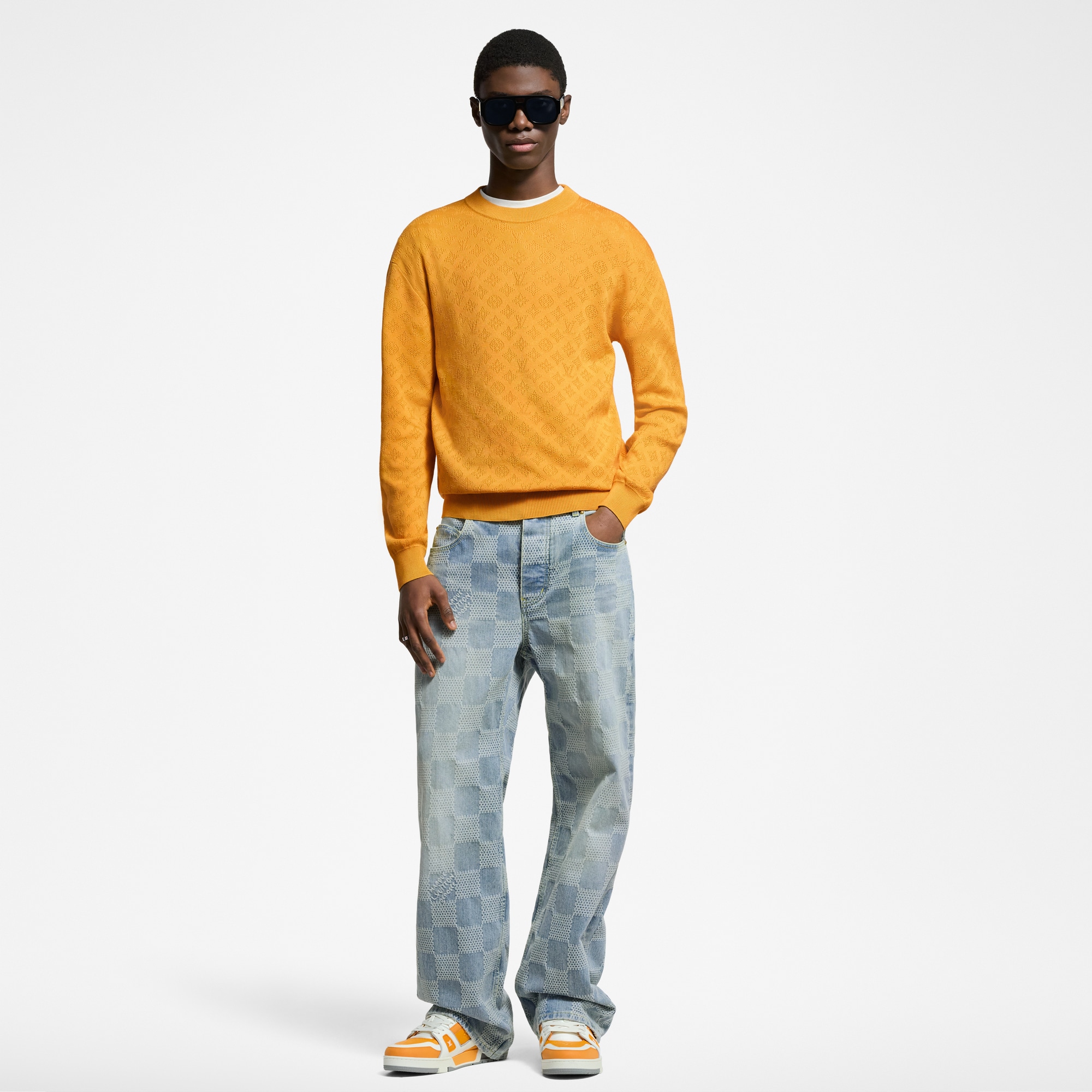  Ready-to-Wear All Ready-to-Wear Monogram Pointelle Cotton Pullover | Louis Vuitton ® (Product zoom)
