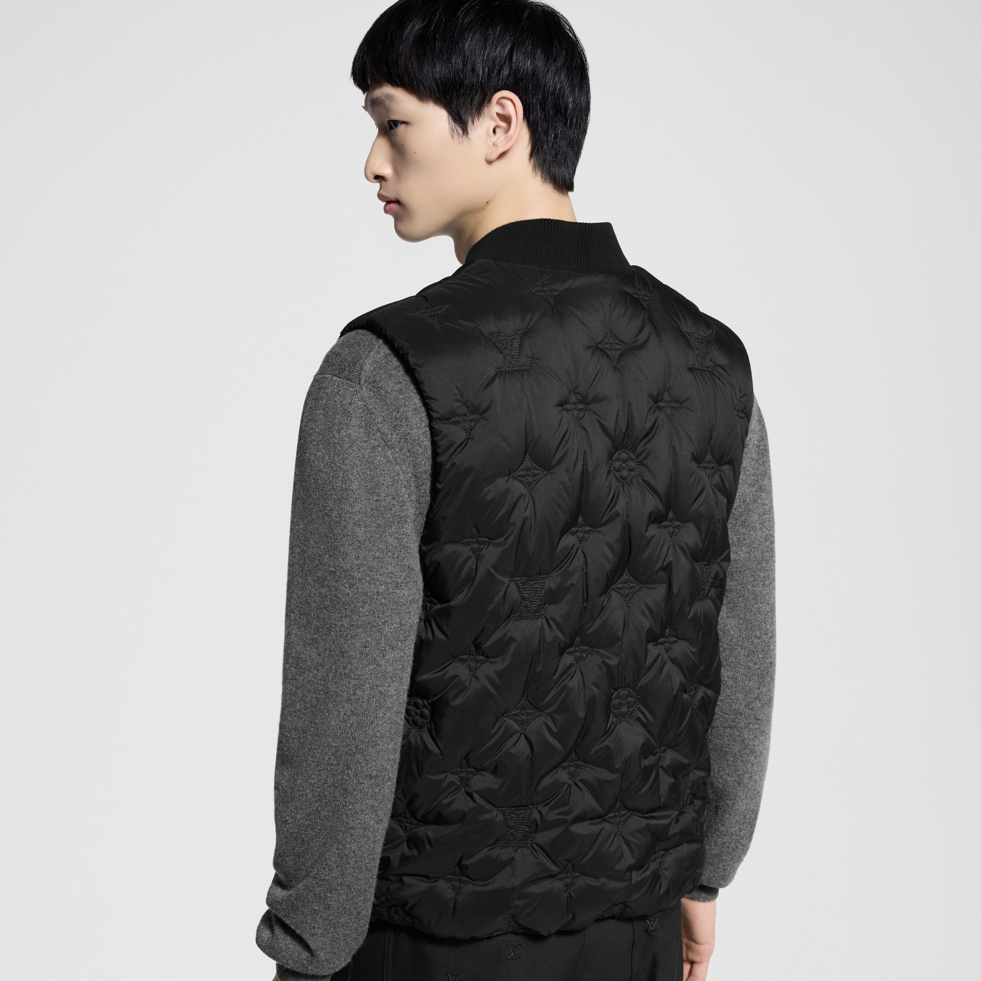  Ready-to-Wear Coats and Outerwear Monogram Quilted Nylon Gilet | Louis Vuitton ® (Product zoom)