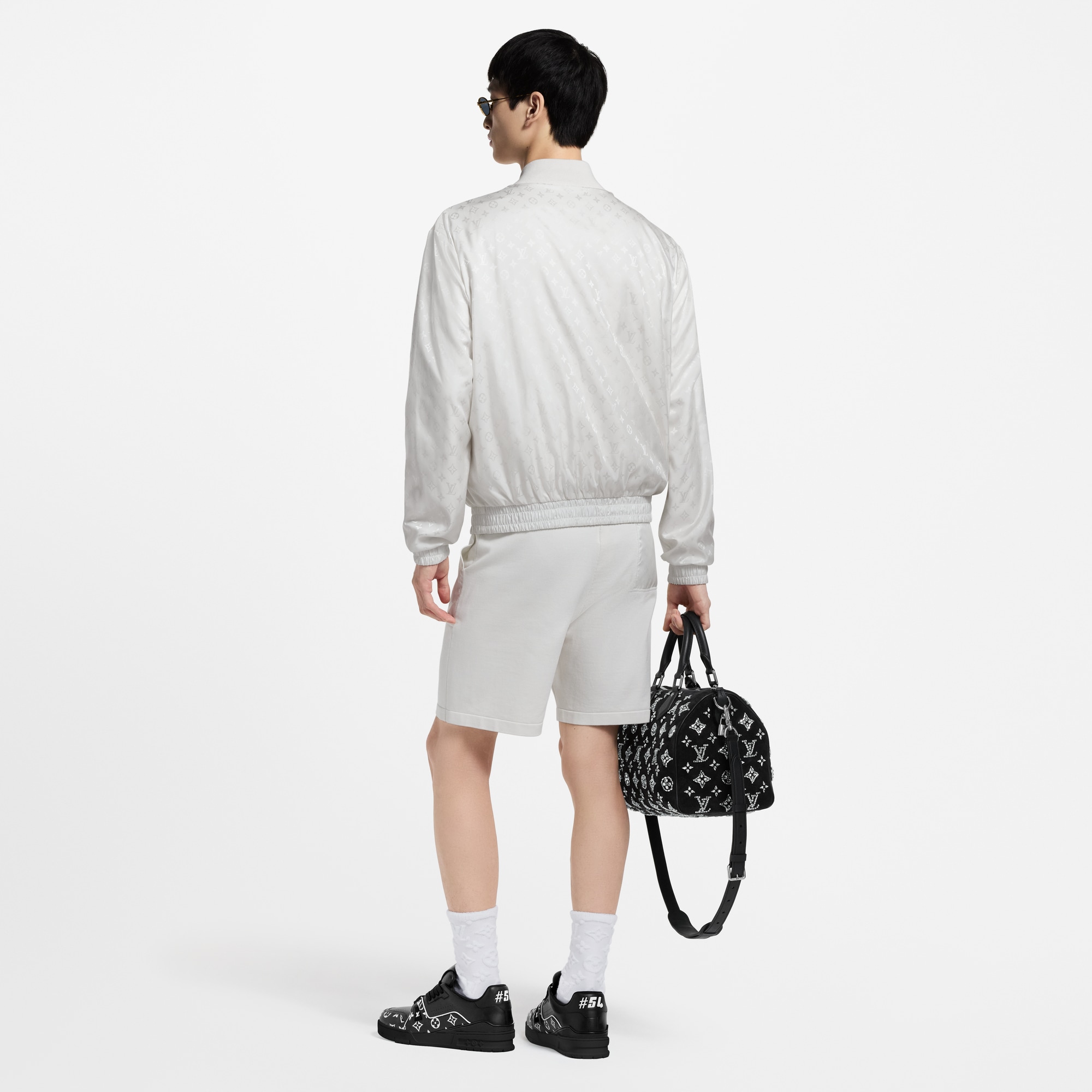  Ready-to-Wear All Ready-to-Wear Monogram Reversible Light Bomber | Louis Vuitton ® (Product zoom)