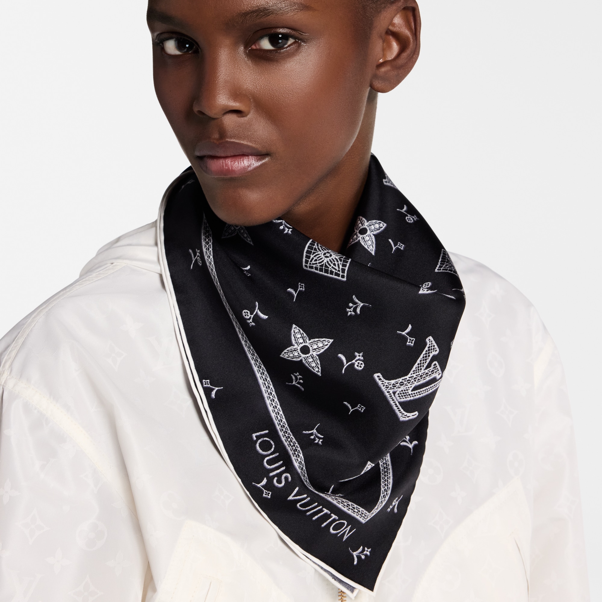 S00 Accessories Silk Squares and Bandeaus  Monogram Romance Square 70 | Louis Vuitton ® (Product zoom)