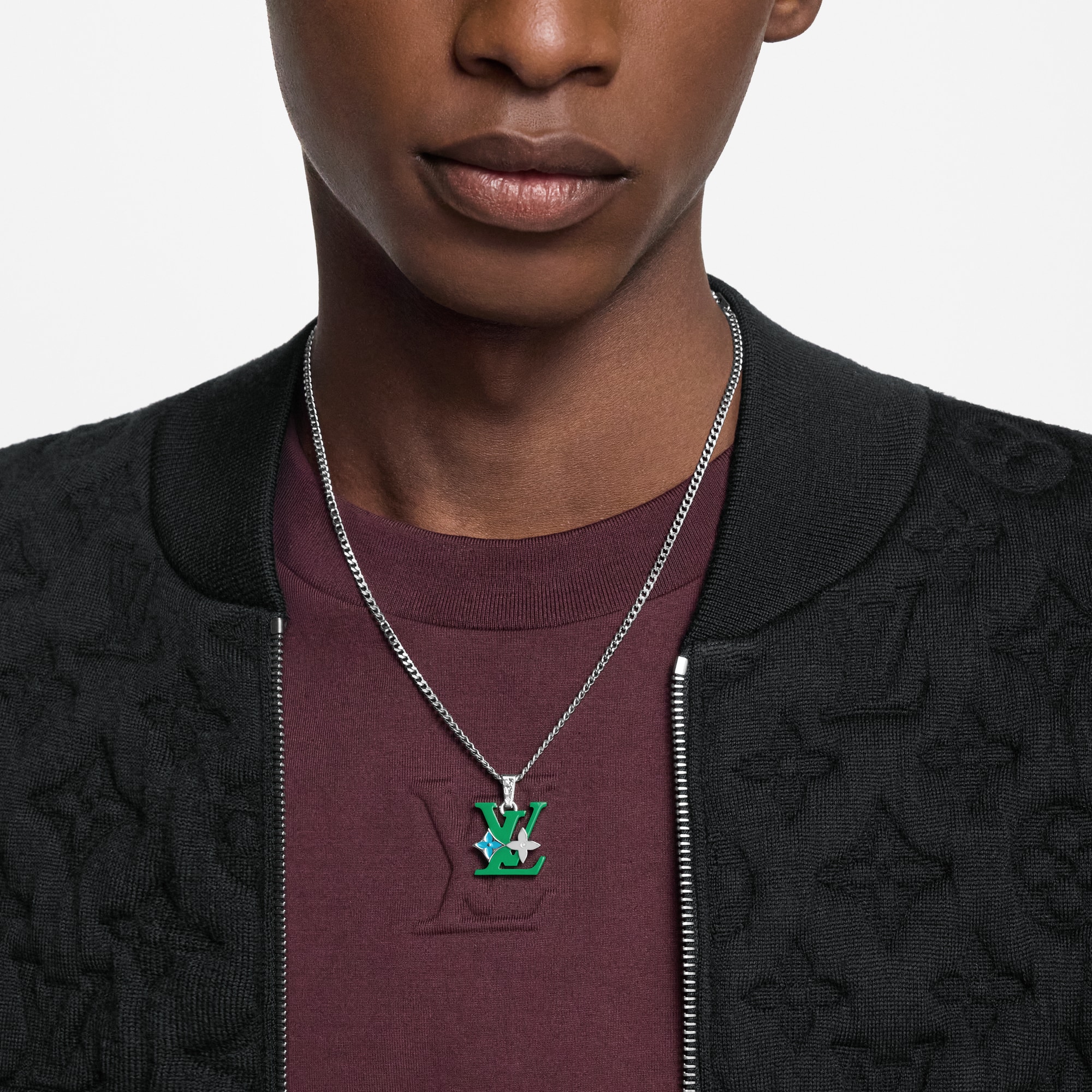 S00 Fashion Jewelry Necklaces and Pendants Monogram Row Pendant | Louis Vuitton ® (Product zoom)