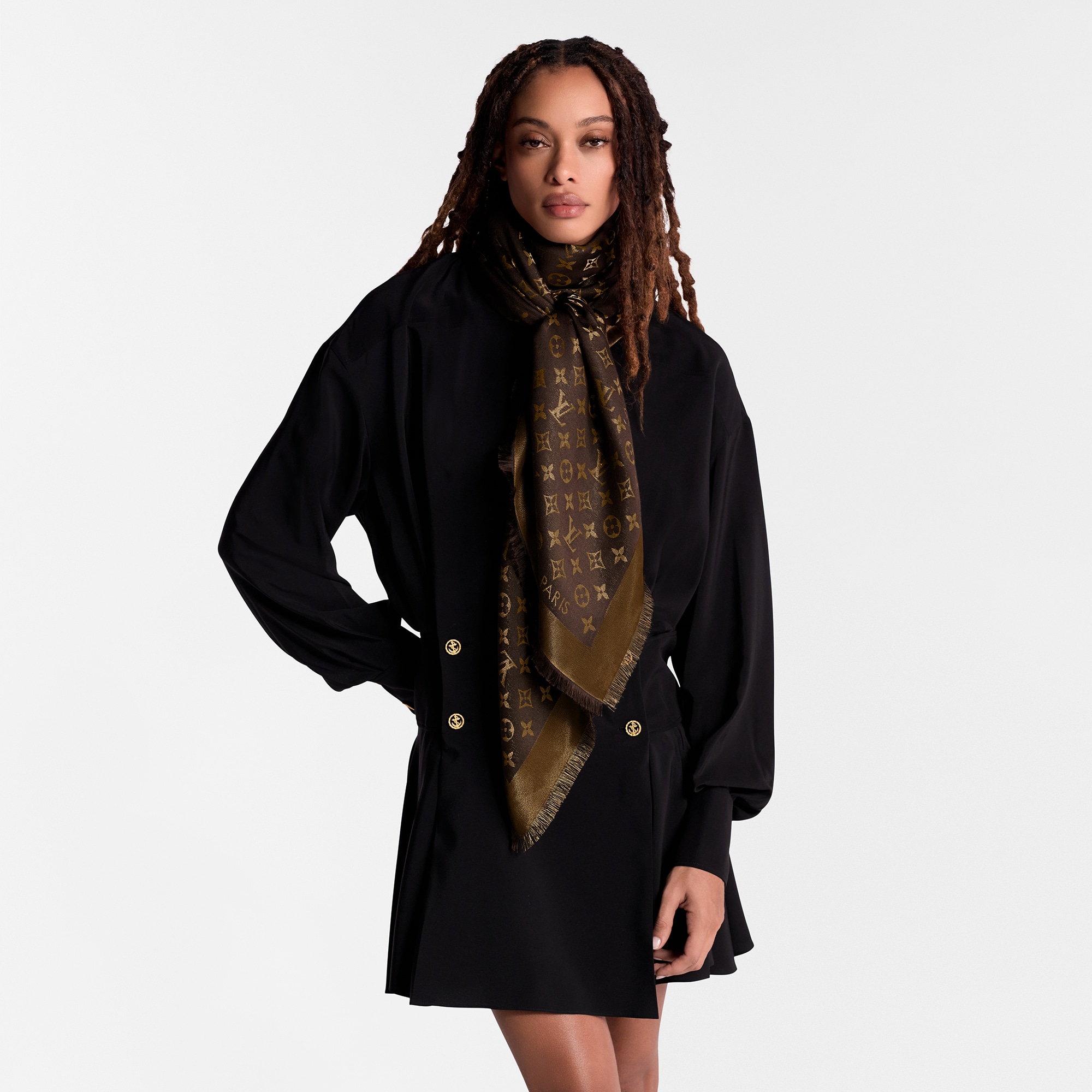 S00 Accessories Shawls and Stoles Monogram Shine Shawl | Louis Vuitton ® (Product zoom)