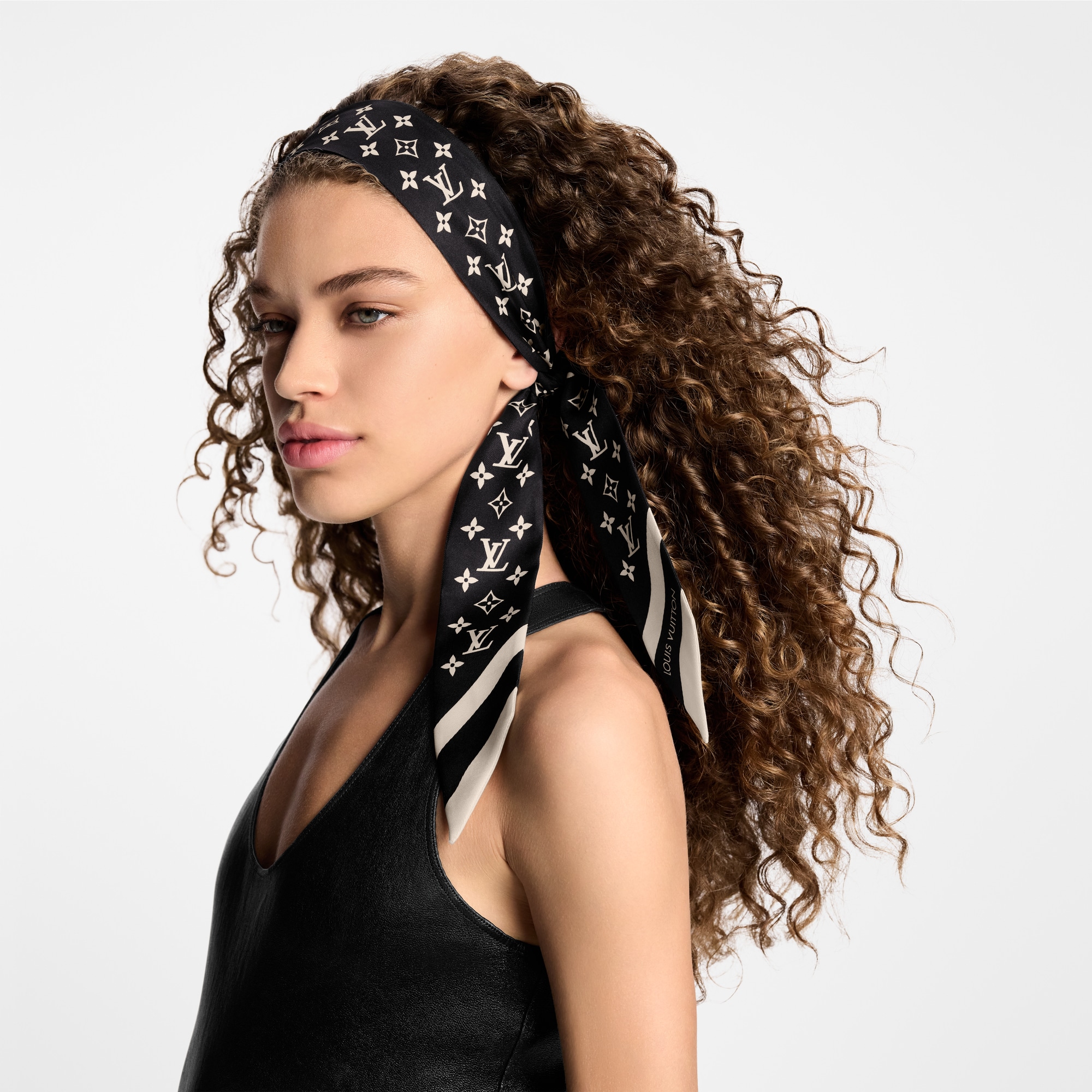 S00 Accessories Silk Squares and Bandeaus  Monogram Silhouette BB Bandeau | Louis Vuitton ® (Product zoom)