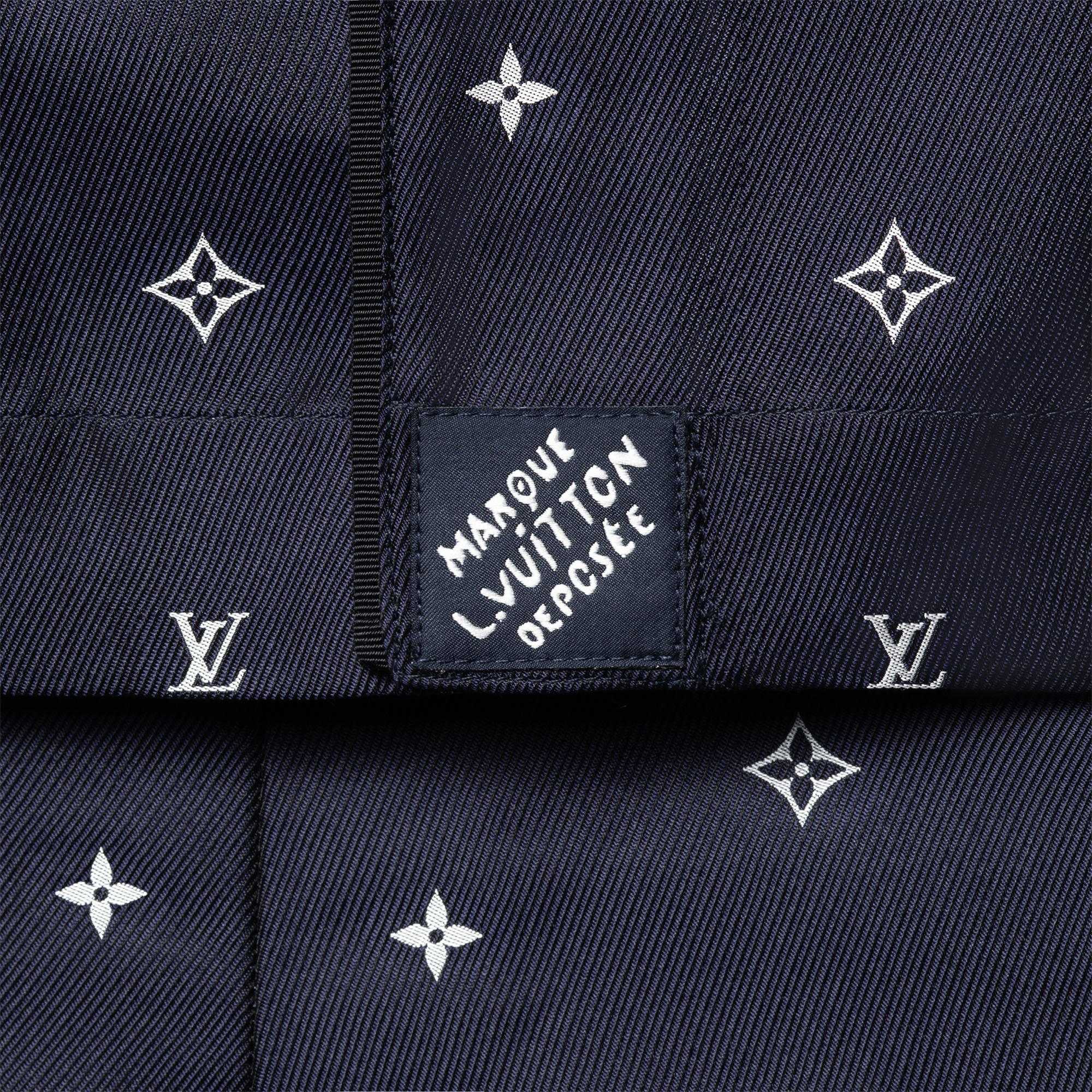  Ready-to-Wear Shirts Monogram Silk Pajama Shirt  | Louis Vuitton ® (Product zoom)