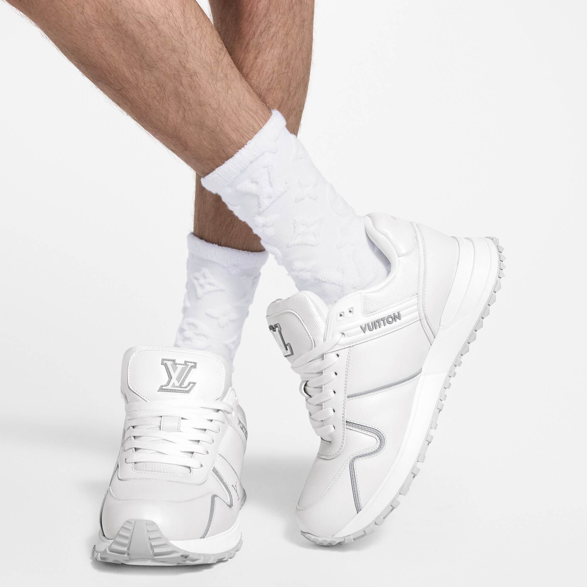 Monogram Sponge Socks