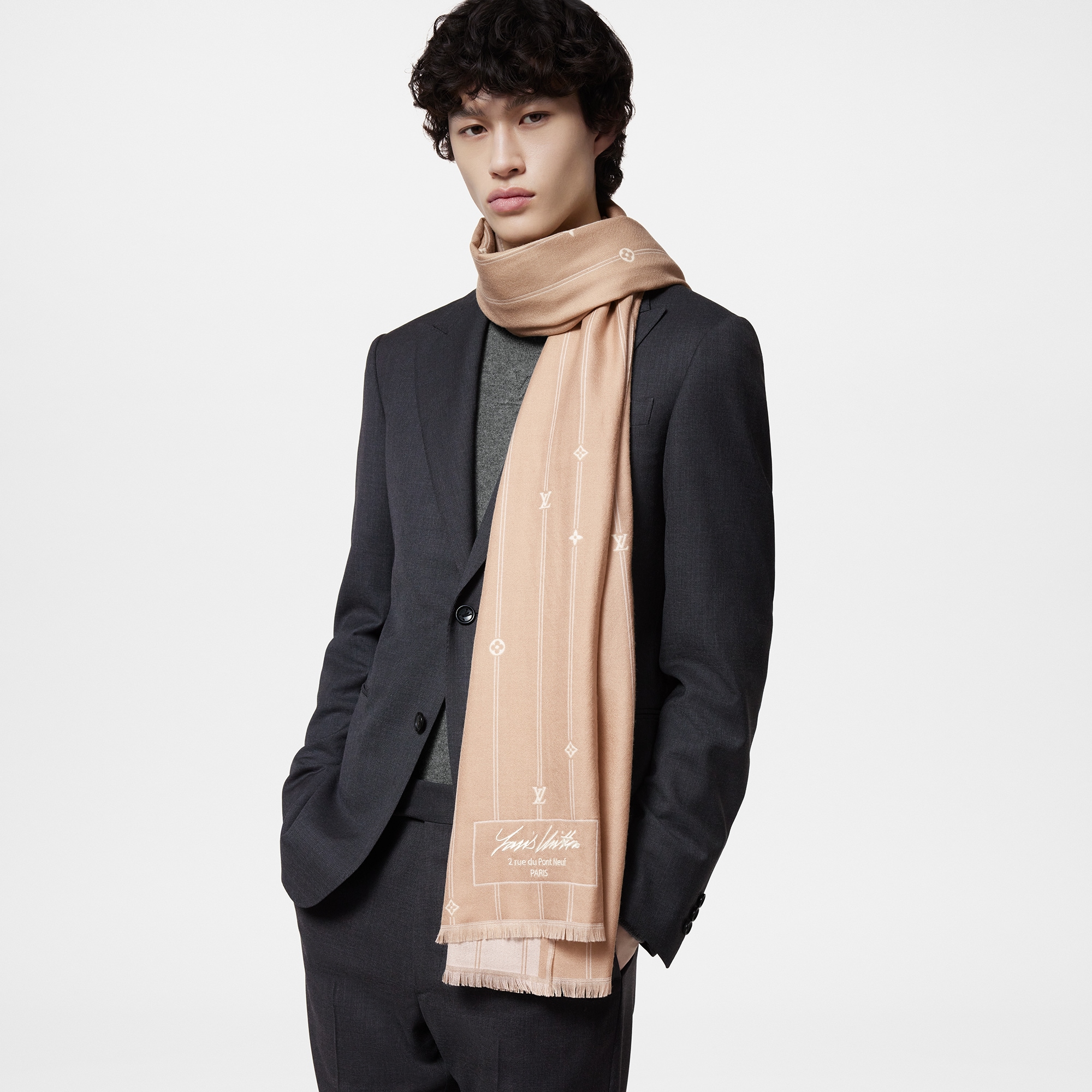S00 Accessories Scarves Monogram Stripes Stole | Louis Vuitton ® (Product zoom)