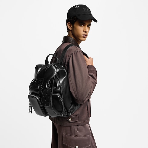 Other Leather Men's Bags New In Montsouris Cargo Backpack | Louis Vuitton ® (Product zoom)