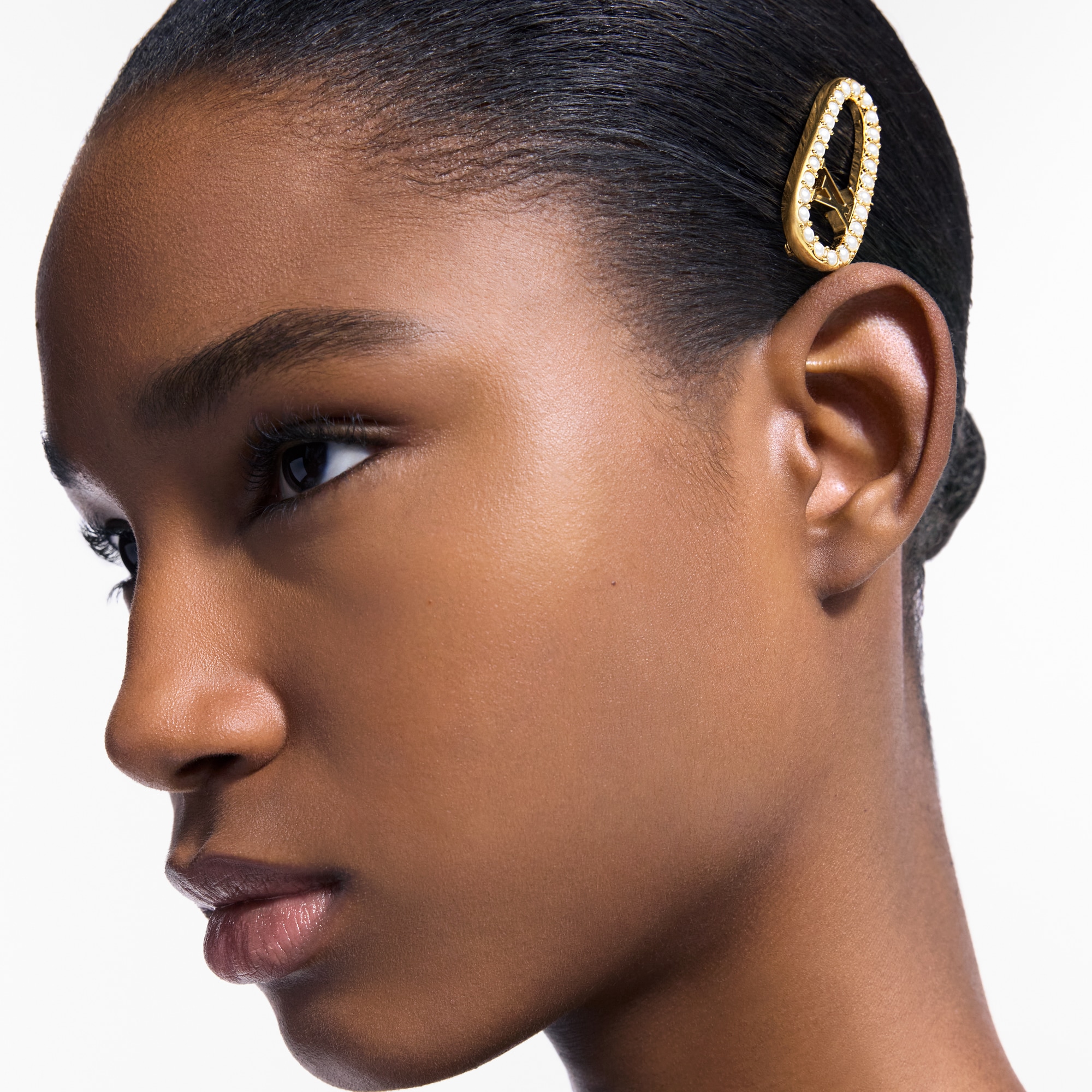 S00 Accessories Hair Accessories My LV Chain Hair Clip | Louis Vuitton ® (Product zoom)