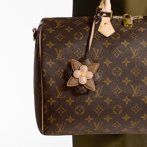 S00 Accessories Key Holders and Bag Charms My Monogram Layers Bag Charm | Louis Vuitton ® (Product zoom)