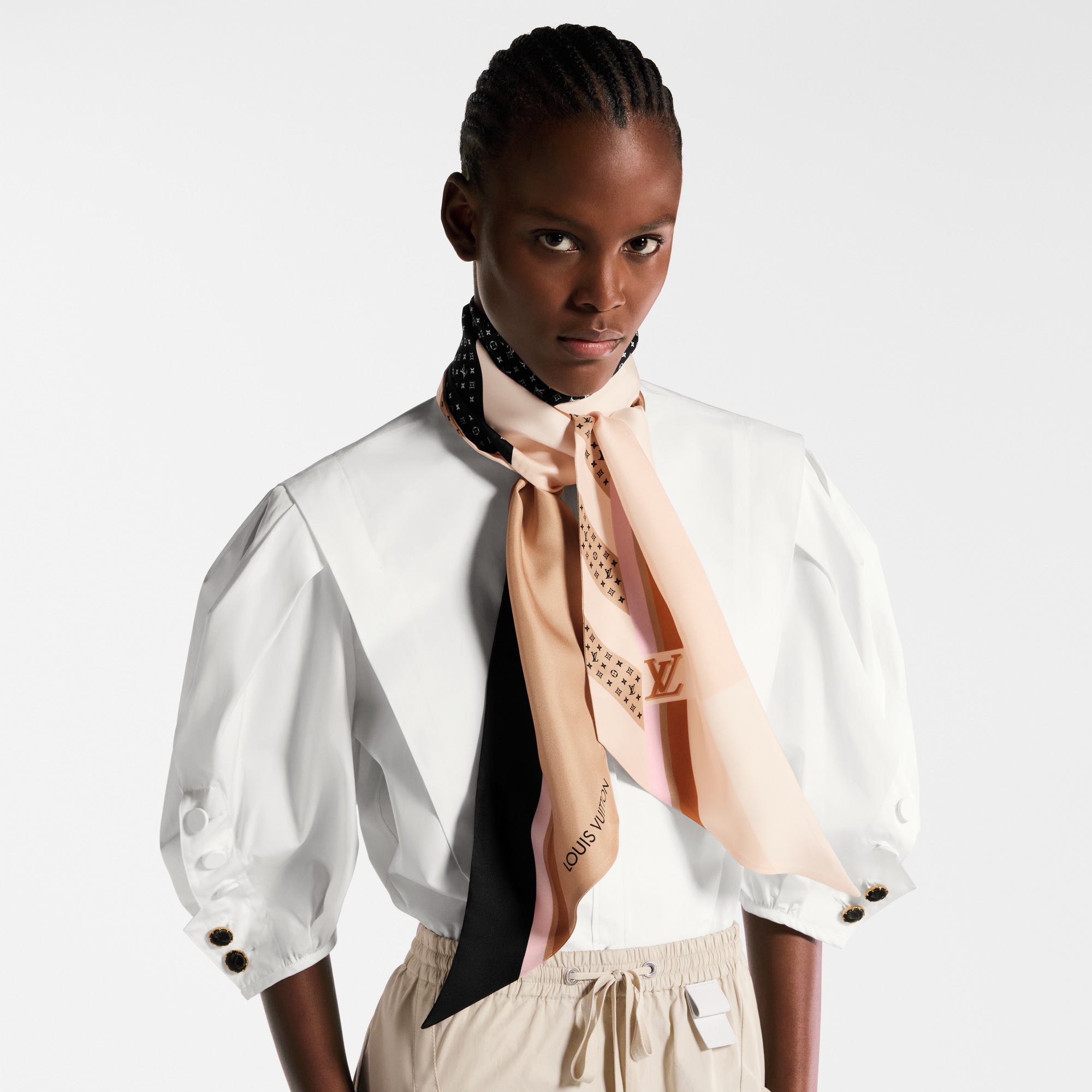 S00 Accessories Shawls and Stoles Nano Monogram Lavalliere Stole  | Louis Vuitton ® (Product zoom)