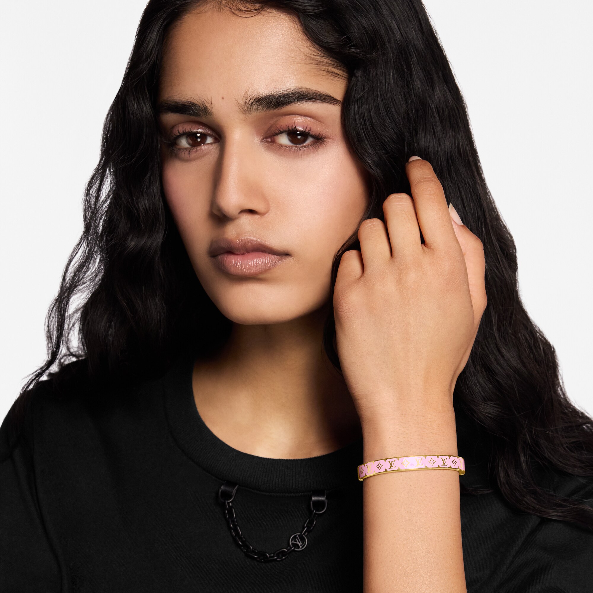 S00 Fashion Jewelry Bracelets Nanogram Enamel Bracelet | Louis Vuitton ® (Product zoom)