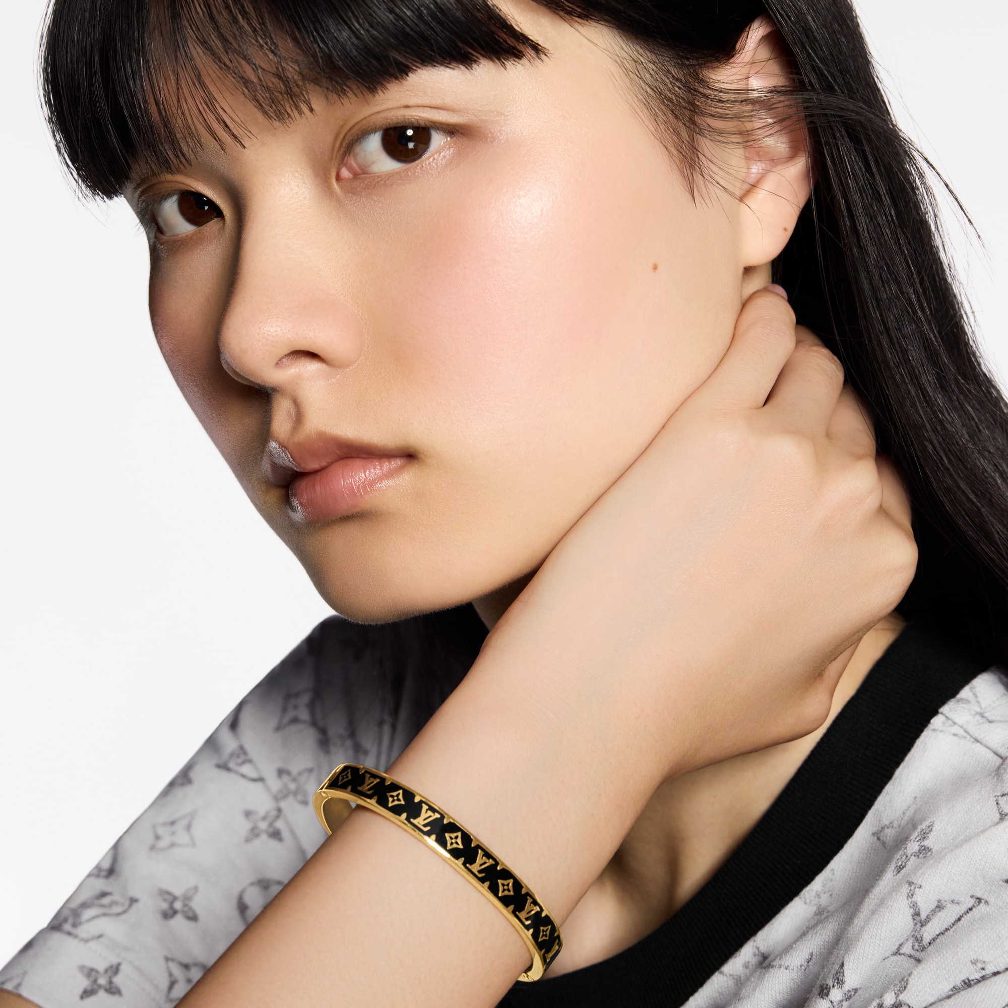 S00 Fashion Jewelry Bracelets Nanogram Enamel Bracelet | Louis Vuitton ® (Product zoom)