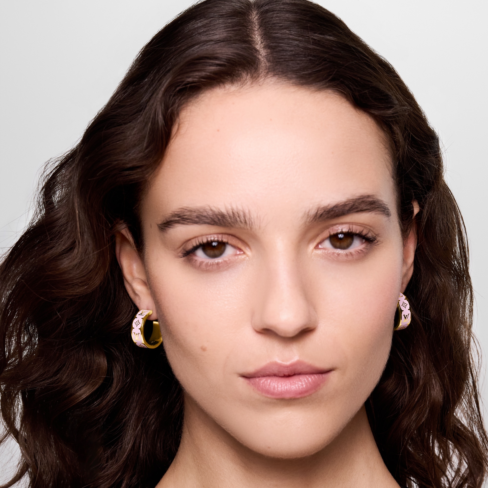 S00 Fashion Jewelry Earrings Nanogram Enamel Earrings | Louis Vuitton ® (Product zoom)