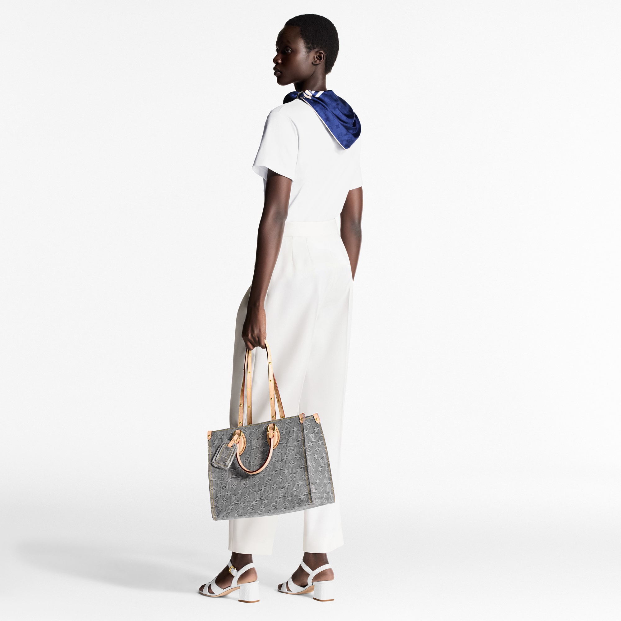  Ready-to-Wear Tops Nautical Scarf T-Shirt  | Louis Vuitton ® (Product zoom)