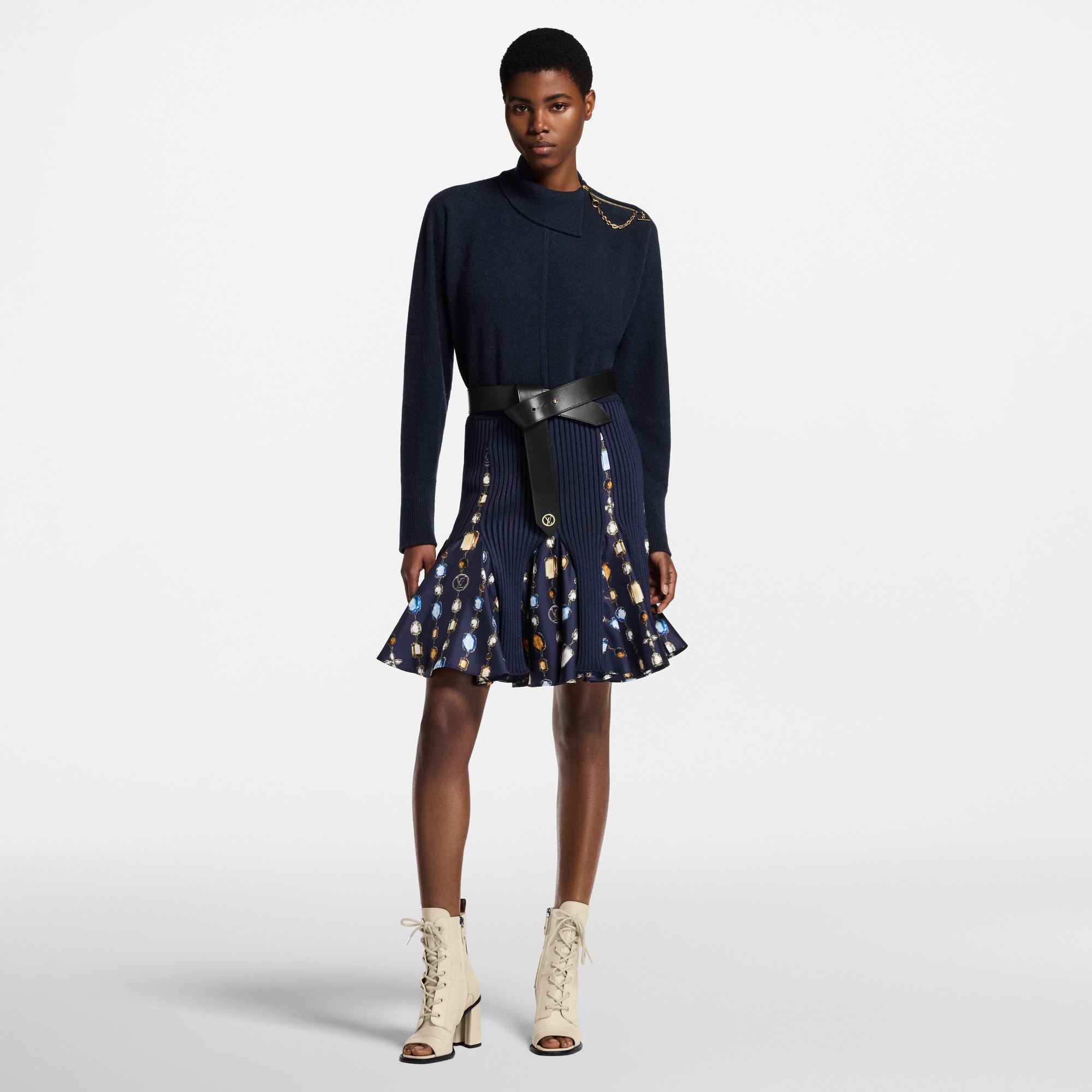  Ready-to-Wear Skirts and Shorts Necklace Insert Knit Skirt | Louis Vuitton ® (Product zoom)