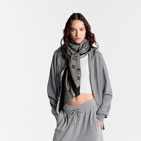 S00 Accessories Shawls and Stoles Neo Natté Monogram Shawl | Louis Vuitton ® (Product zoom)