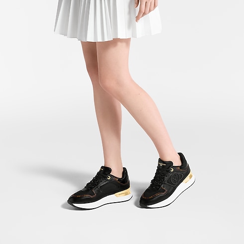 Shoes Sneakers Neo Run Away Sneaker | Louis Vuitton ® (Product zoom)