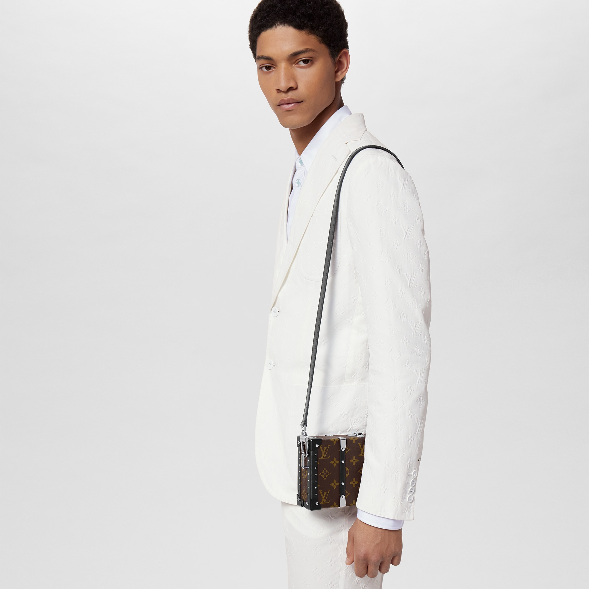 Monogram Macassar Canvas Hardsided Wearable Trunks Neo Wallet Trunk | Louis Vuitton ® (Product zoom)