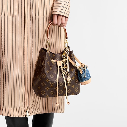 Monogram Handbags All Collections Néonoé BB | Louis Vuitton ® (Product zoom)
