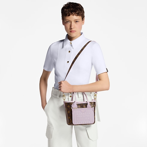 H33 Women's Bags LV Icons Neverfull Bandoulière Inside Out BB | Louis Vuitton ® (Product zoom)