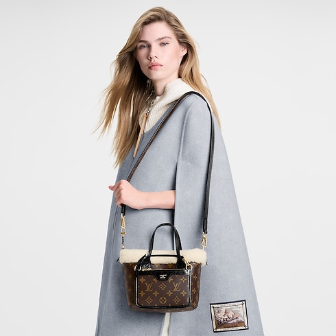 H33 Women's Bags LV Icons Neverfull Bandoulière Inside Out BB | Louis Vuitton ® (Product zoom)