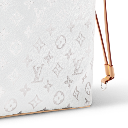 Other Monogram Canvas New In Women } Neverfull MM | Louis Vuitton ® (Product zoom)